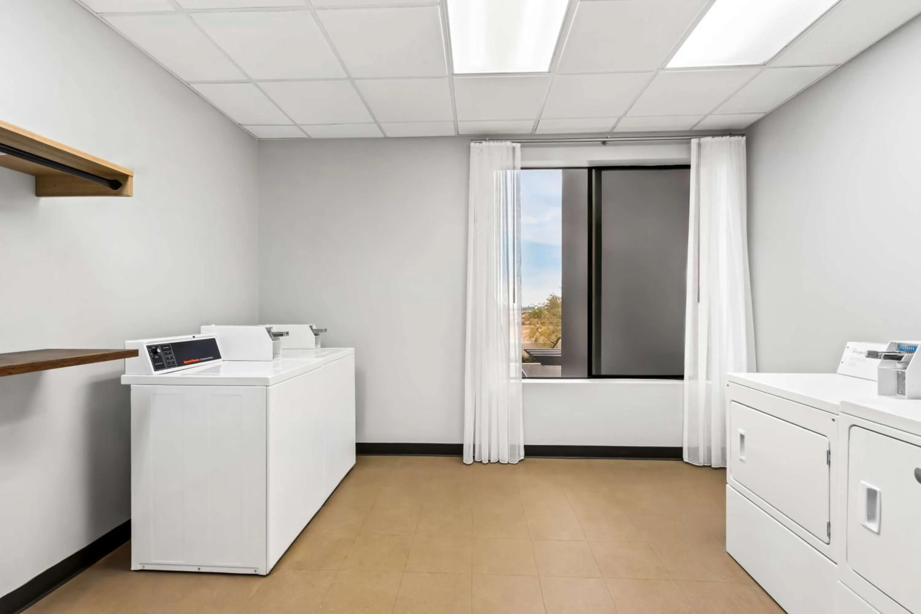 laundry in Spark by Hilton Phoenix East Mesa