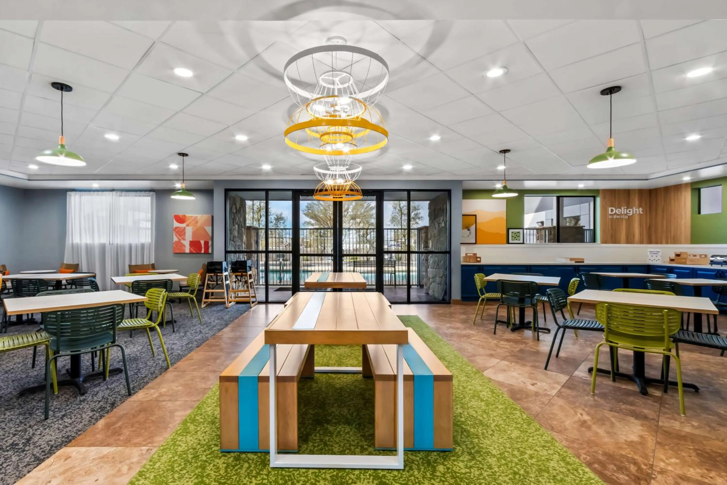 Breakfast in Spark by Hilton Phoenix East Mesa