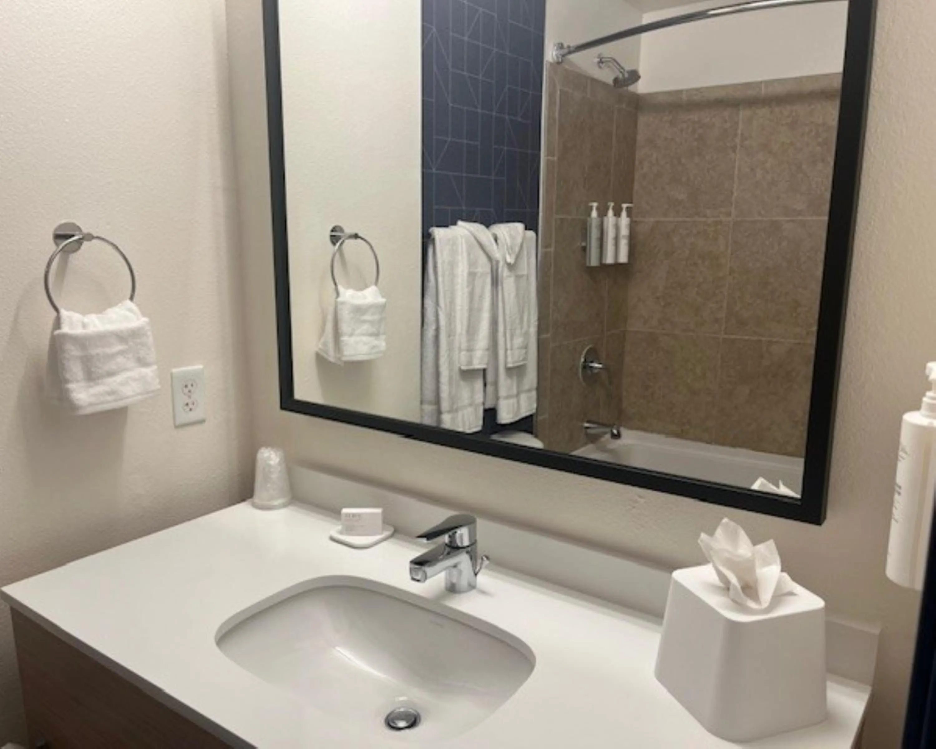 Bathroom in Legacy Inn & Suites