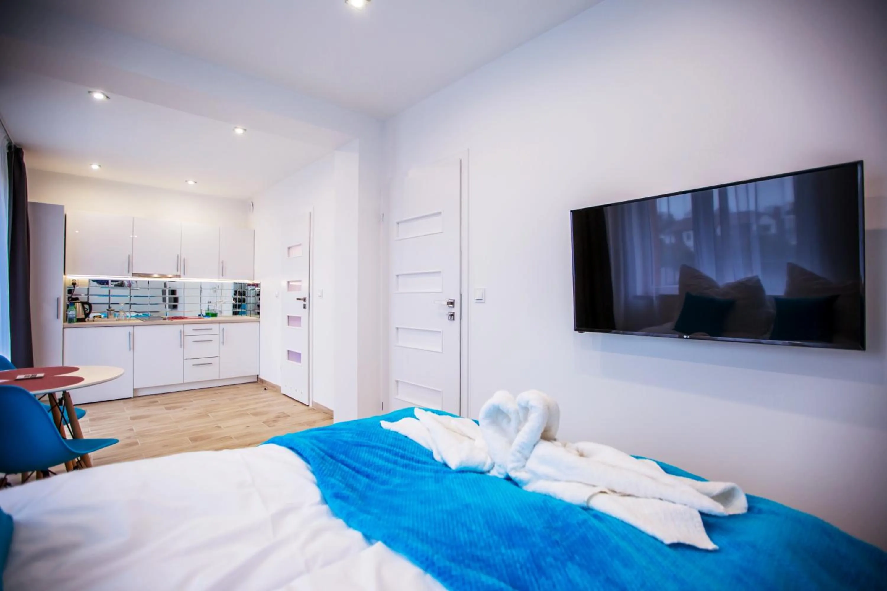 Photo of the whole room, Bed in Adonis Apartments