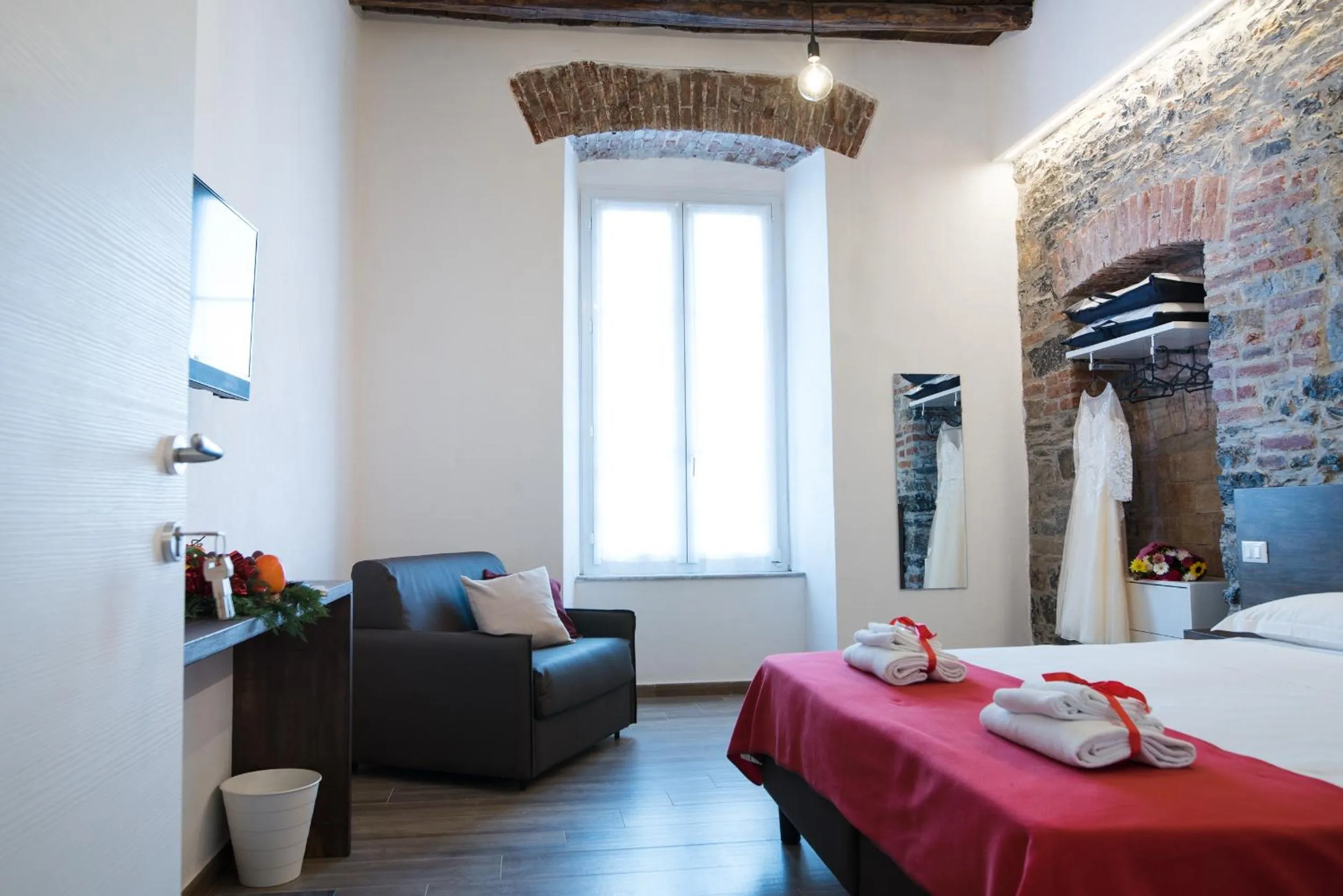 Photo of the whole room, Bed in Affittacamere Superior del Golfo e delle 5 Terre