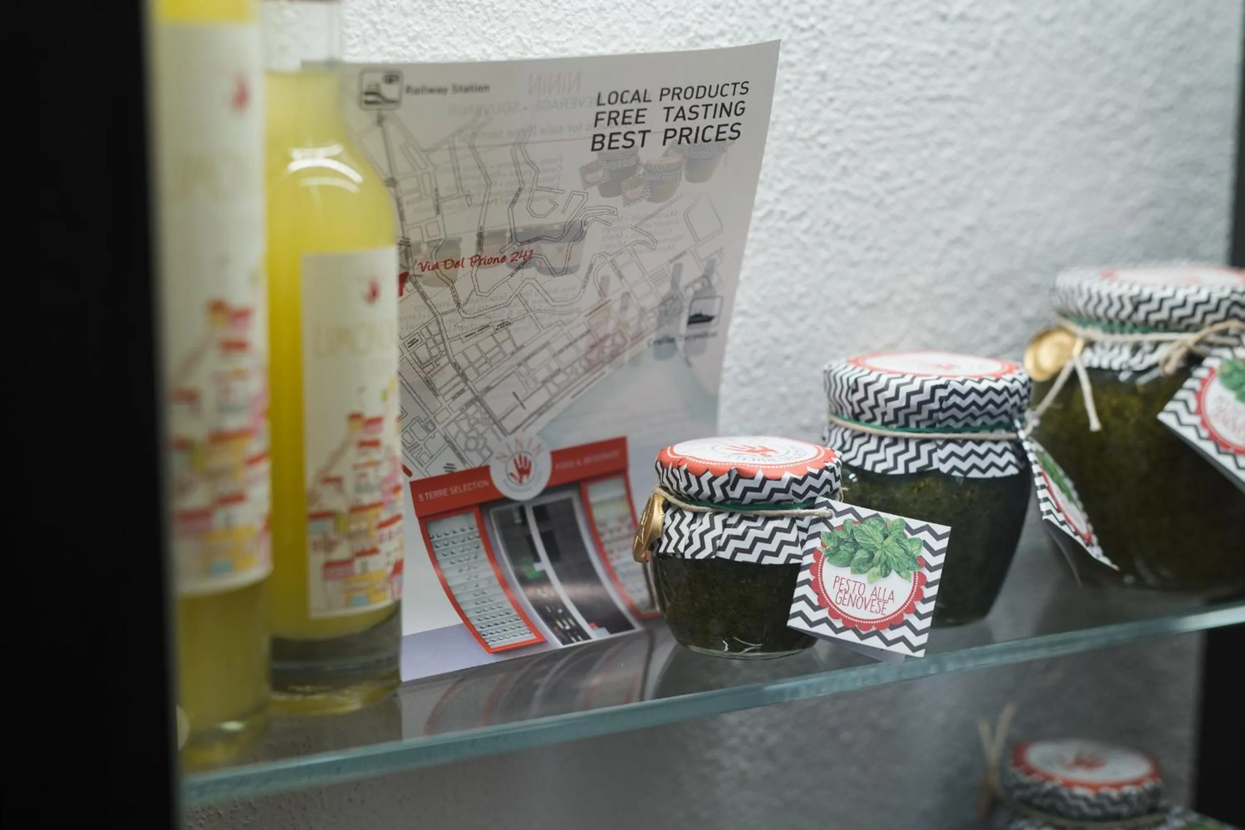 On-site shops in Affittacamere Superior del Golfo e delle 5 Terre