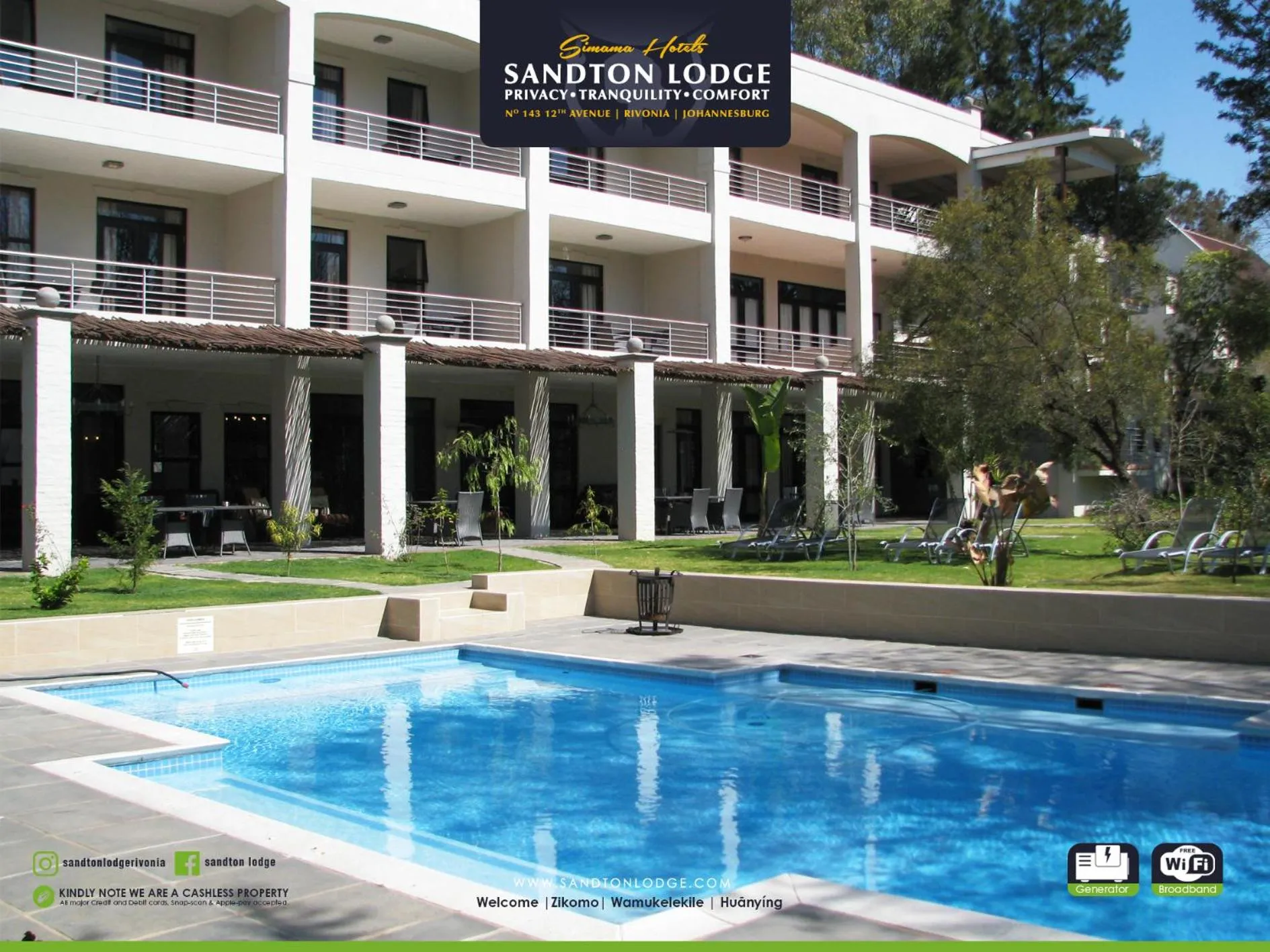 Swimming pool in Sandton Lodge Rivonia