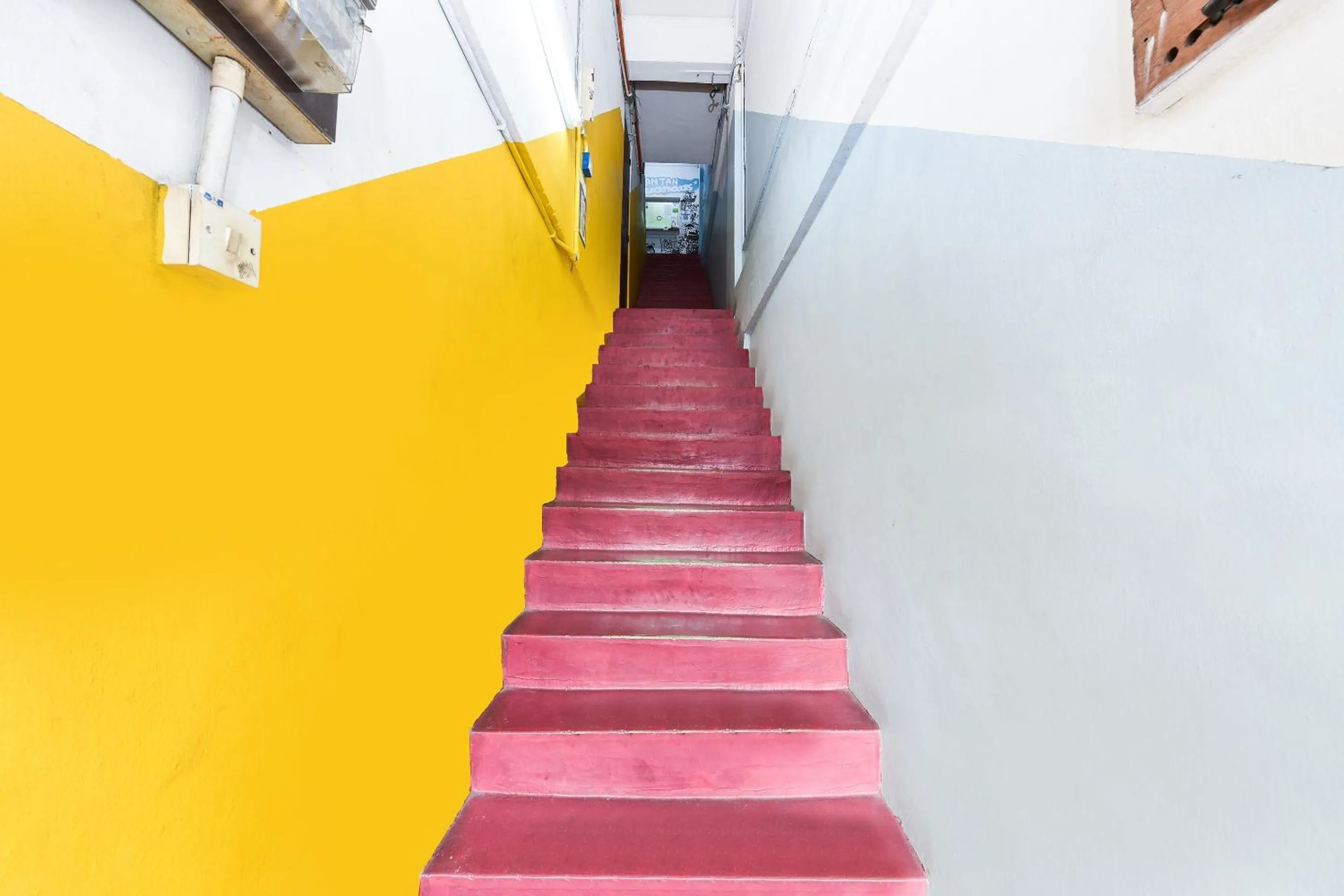 Lobby or reception in Hotel O Kuantan Backpackers