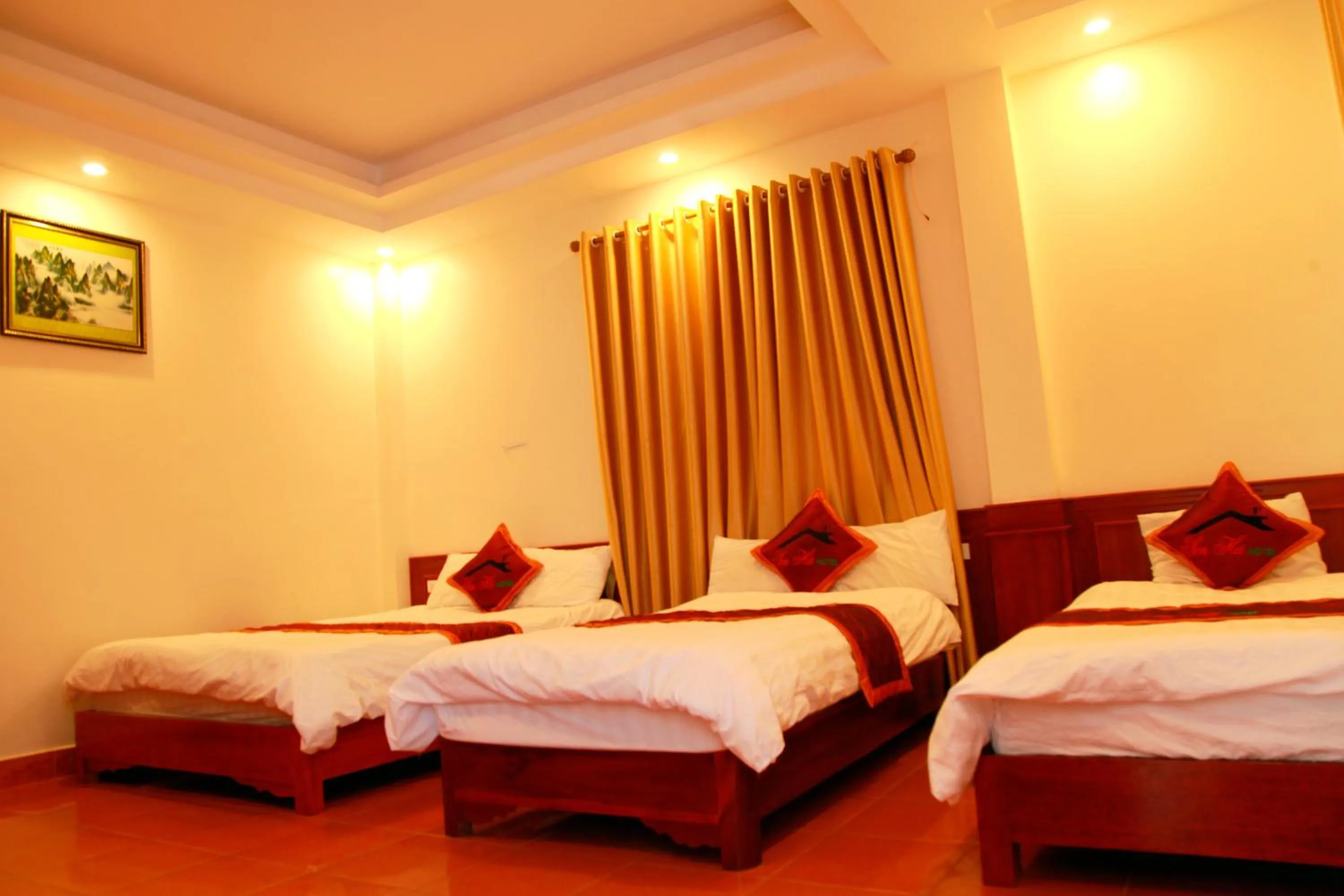 Bathroom, Bed in Son Ha Hotel SAPA