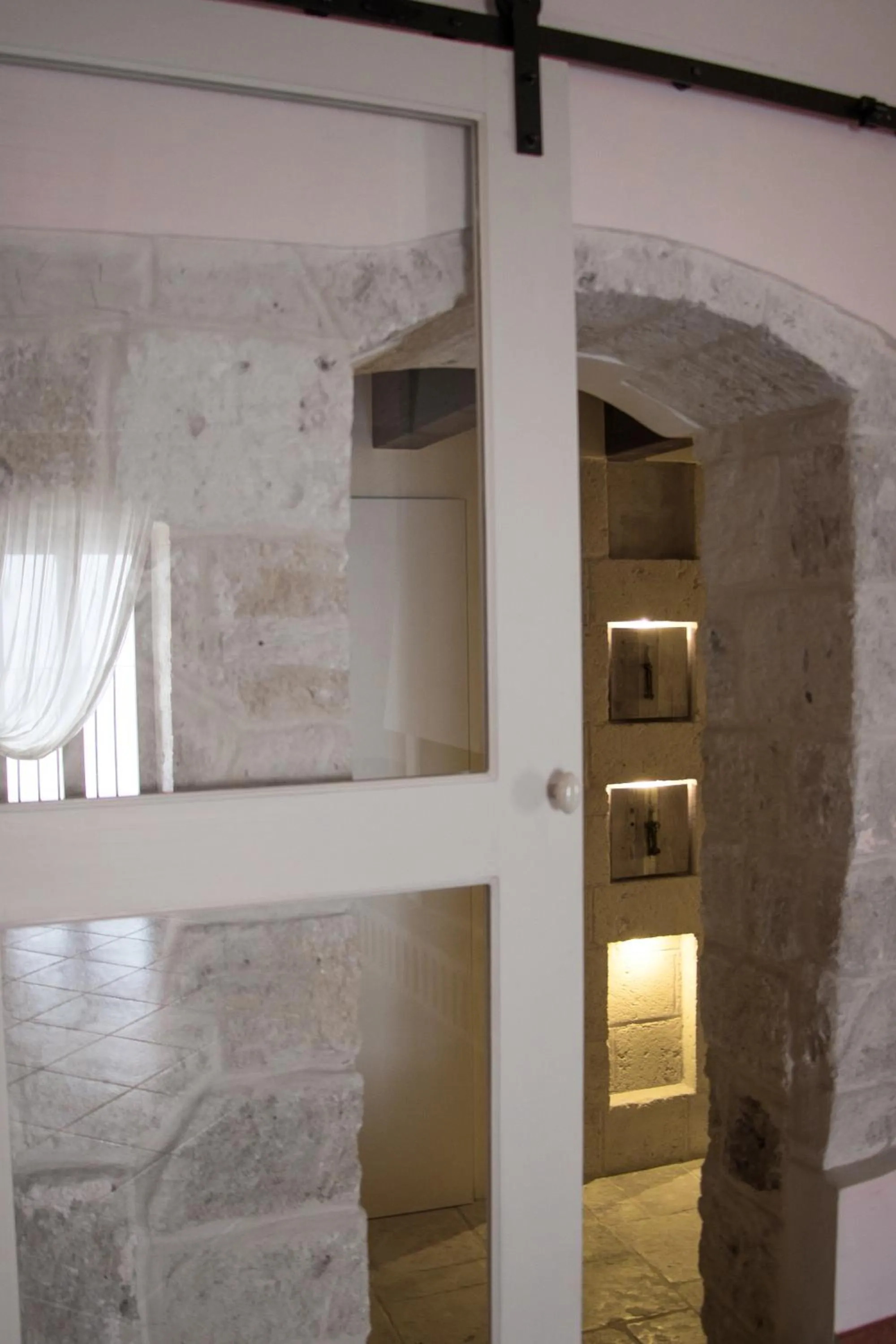 Decorative detail in Cece Nove - Sotto l'Arco