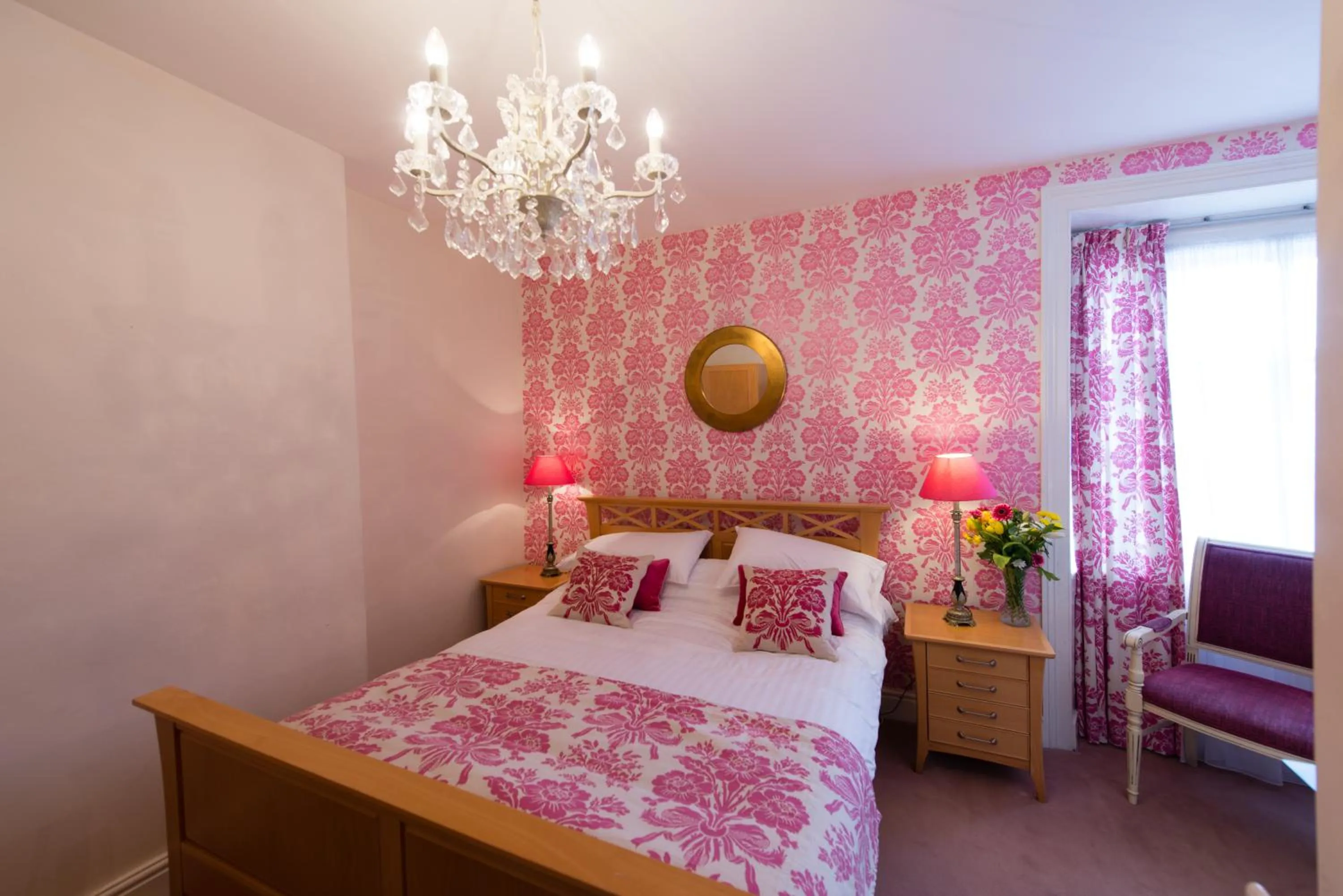 Bedroom, Bed in Gwesty'r Marine Hotel & Spa