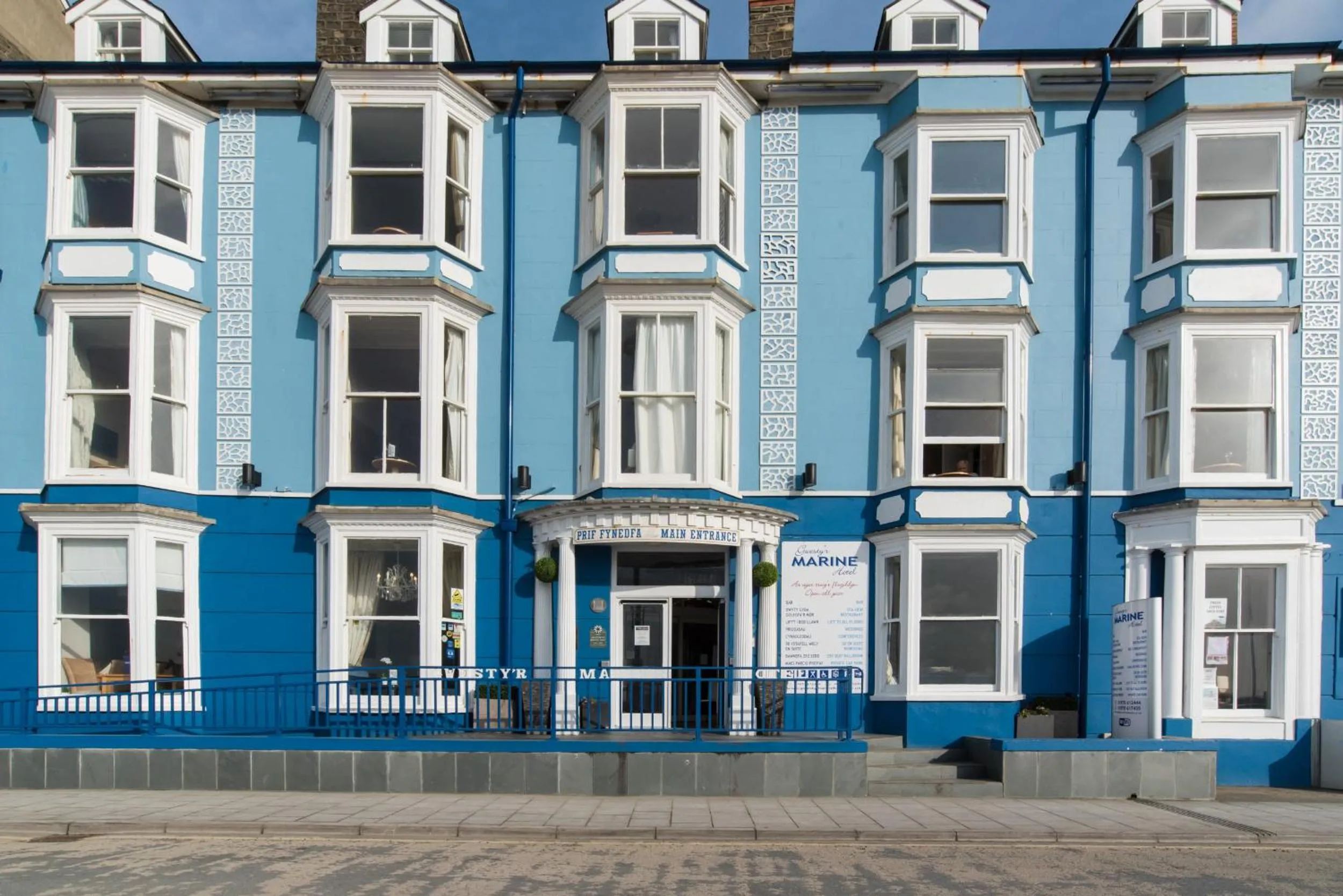 Property building in Gwesty'r Marine Hotel & Spa