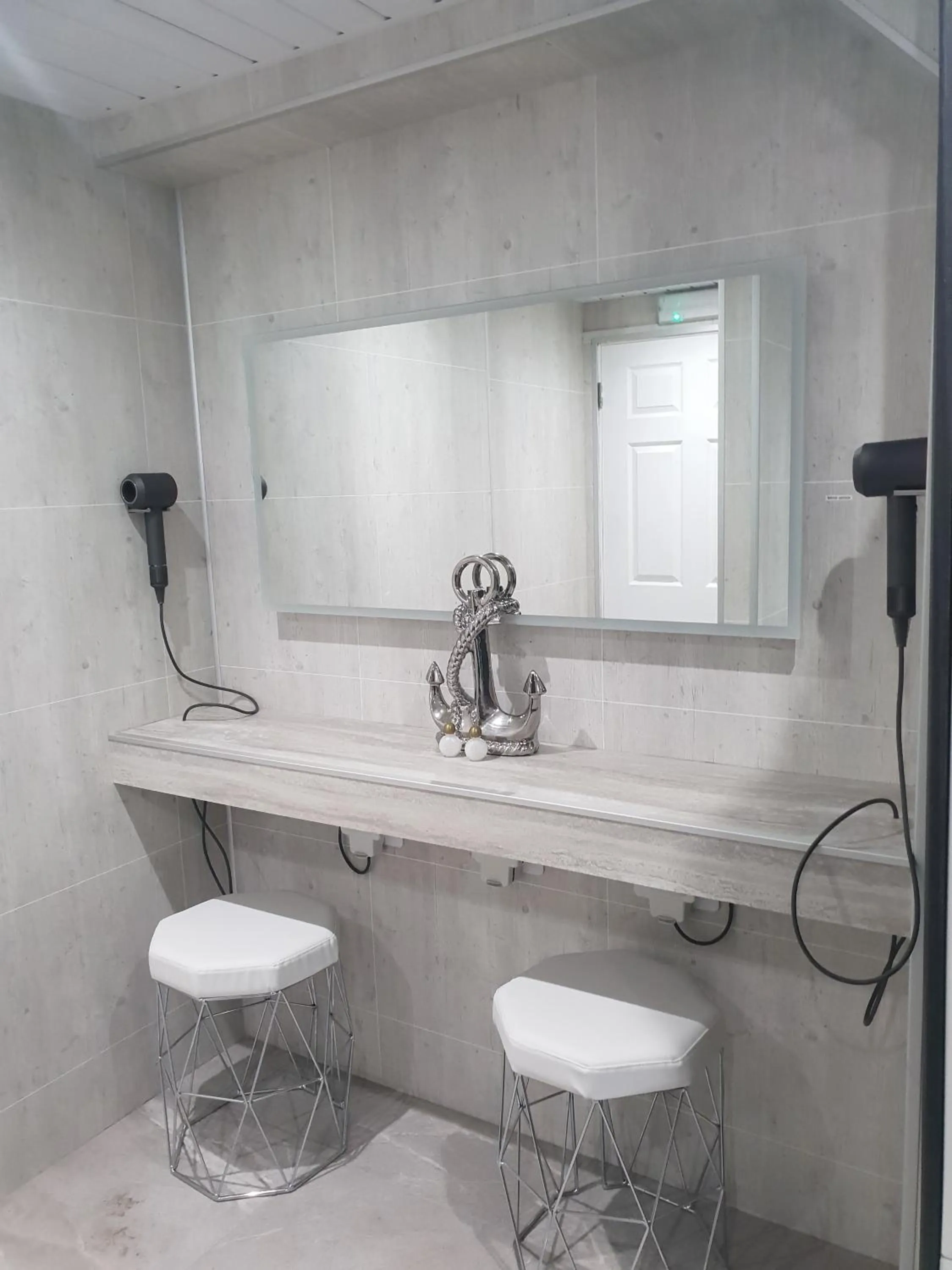 Spa and wellness centre/facilities in Gwesty'r Marine Hotel & Spa