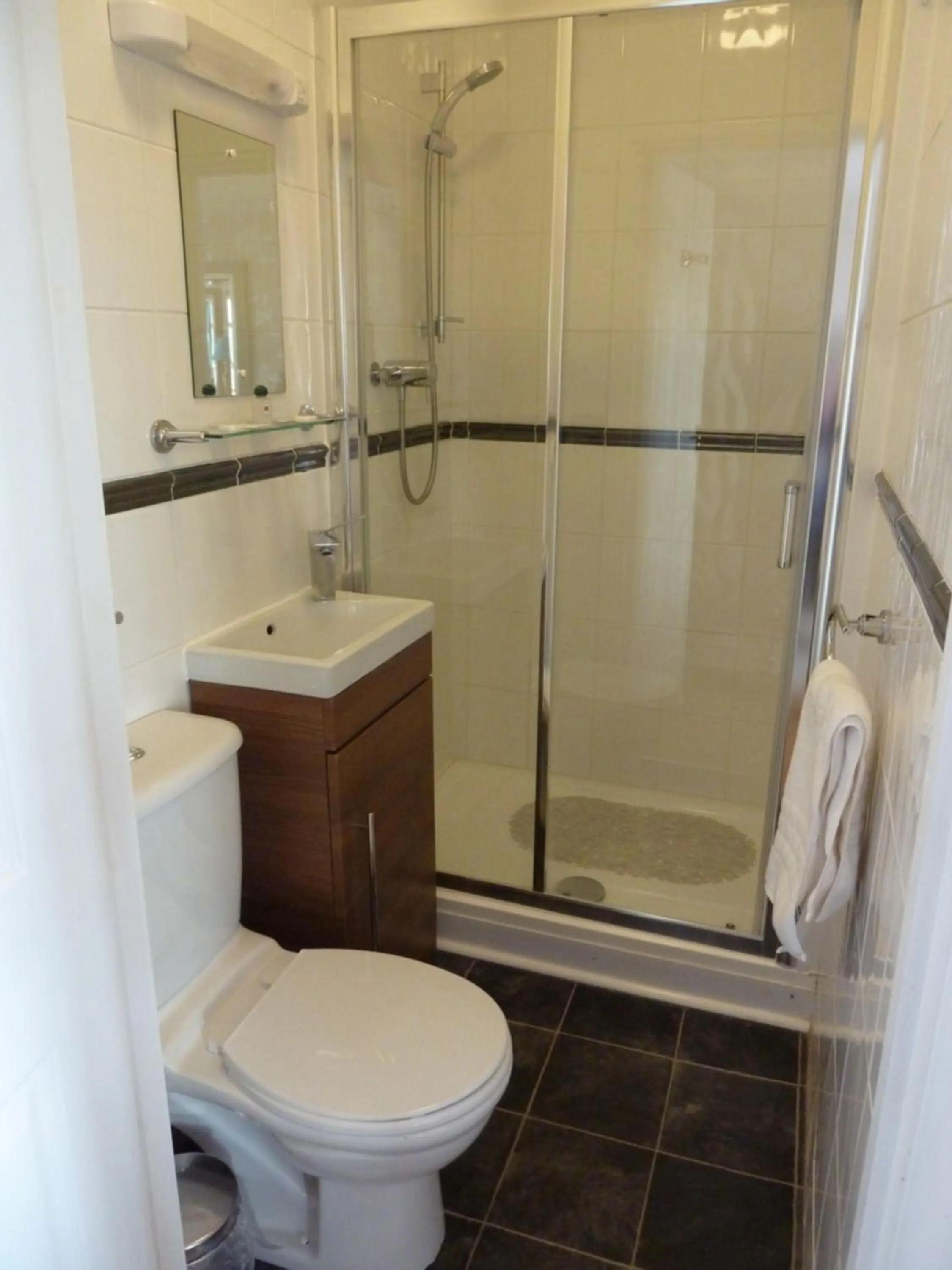 Bathroom in Gwesty'r Marine Hotel & Spa