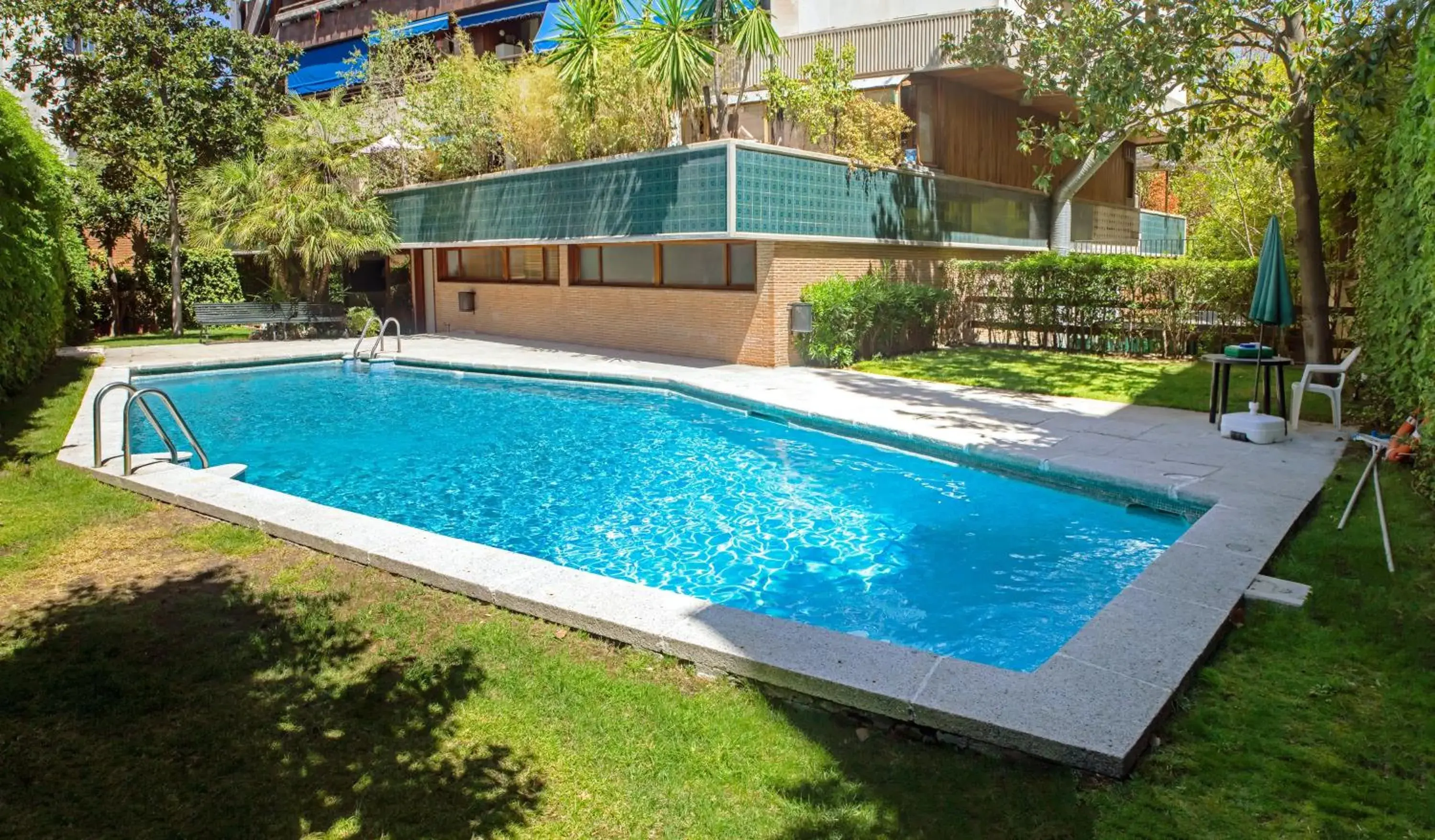 Quiet Studio in Madrid - 35 m² with Shared Pool Quiet Studio in Madrid - 35 m² with Shared Pool