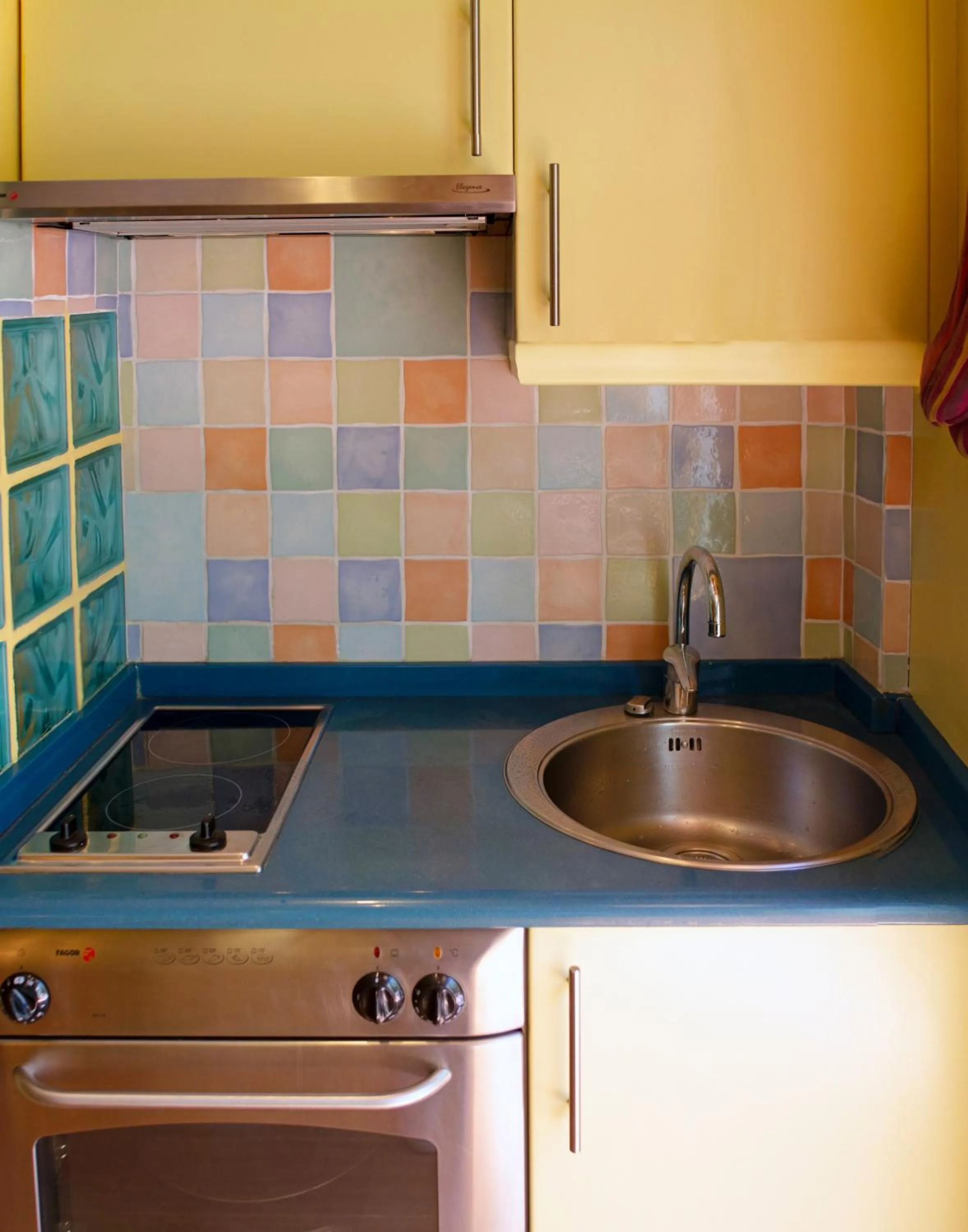 Kitchen or kitchenette in Quiet Studio in Madrid - 35 m² with Shared Pool