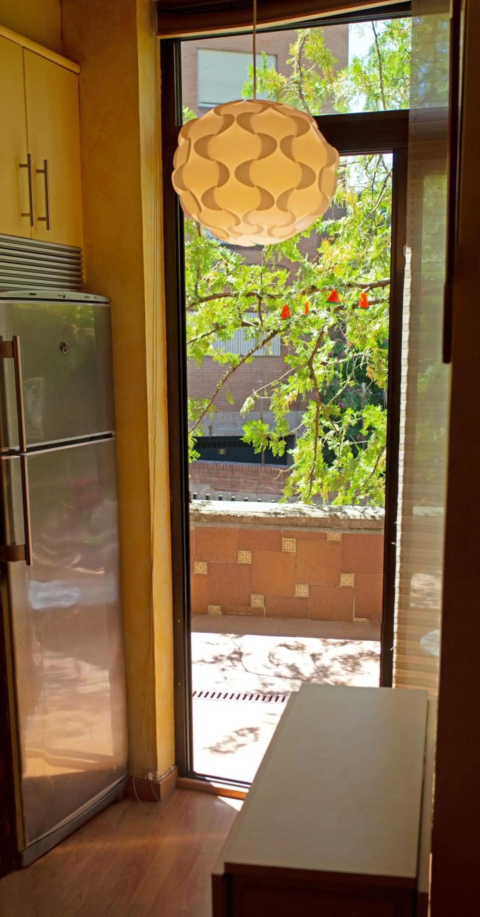 Garden view in Quiet Studio in Madrid - 35 m² with Shared Pool