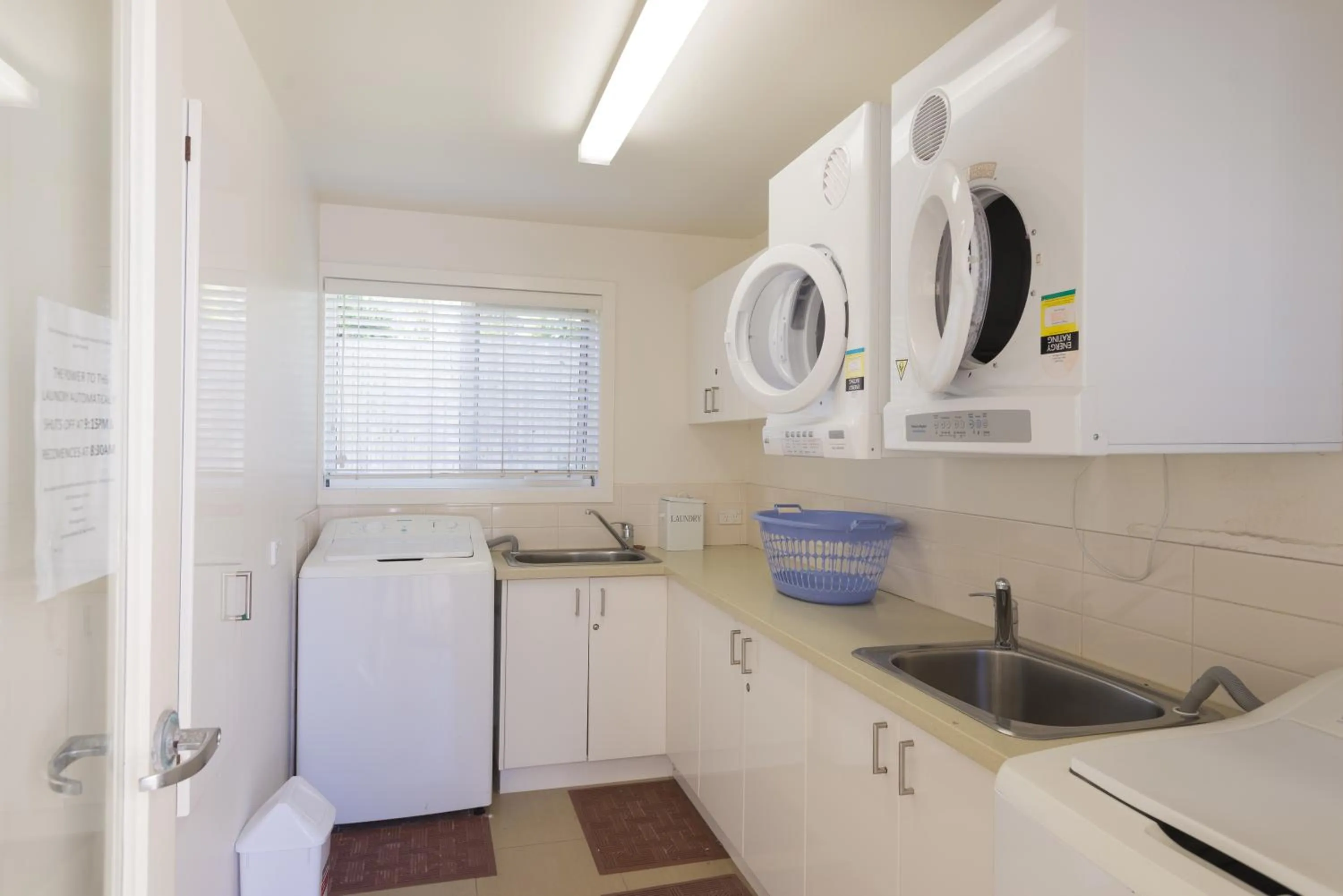 Day in Port Campbell Parkview Motel & Apartments