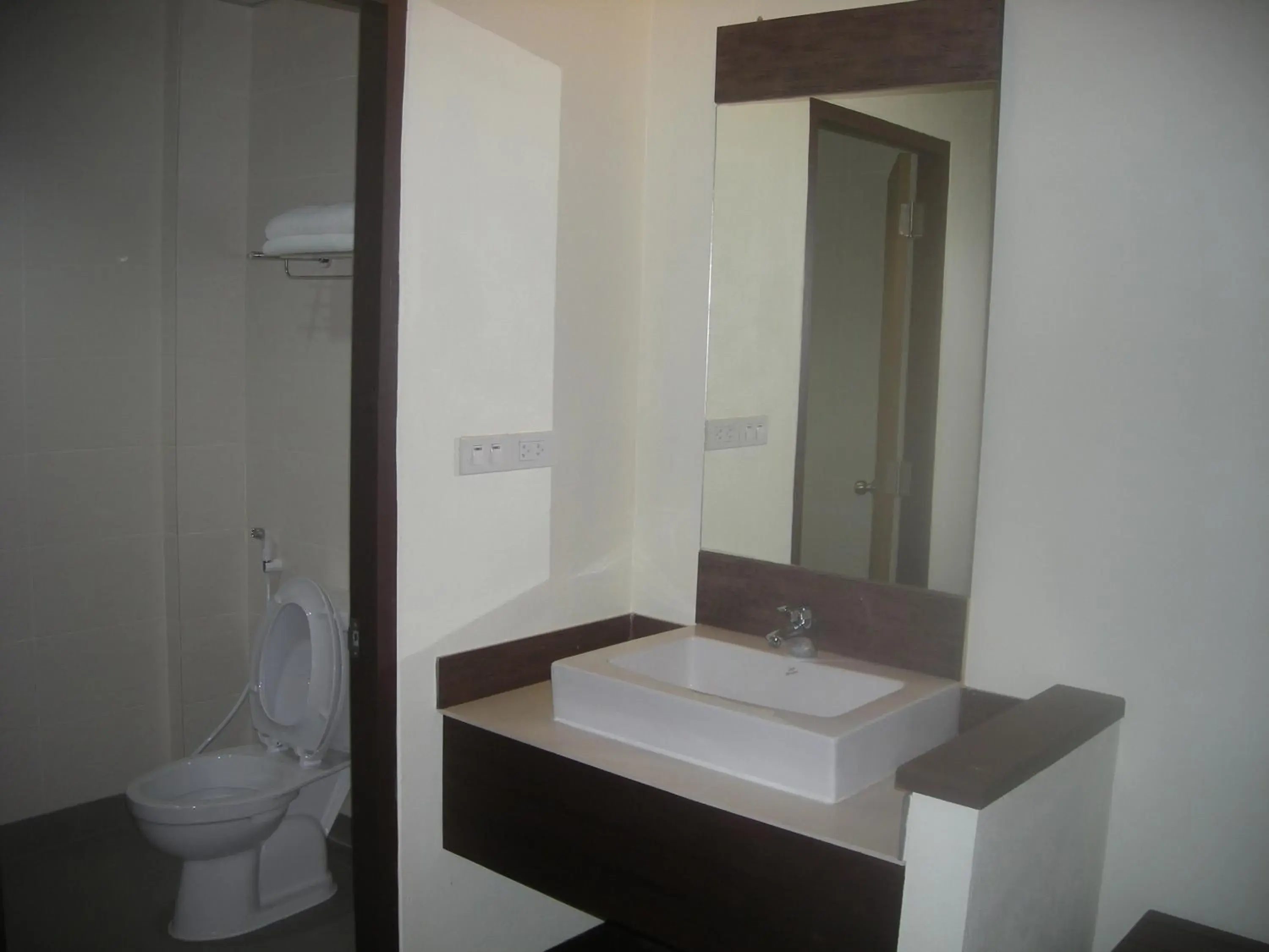 Bedroom in Mawin Hotel Bedroom in Mawin Hotel