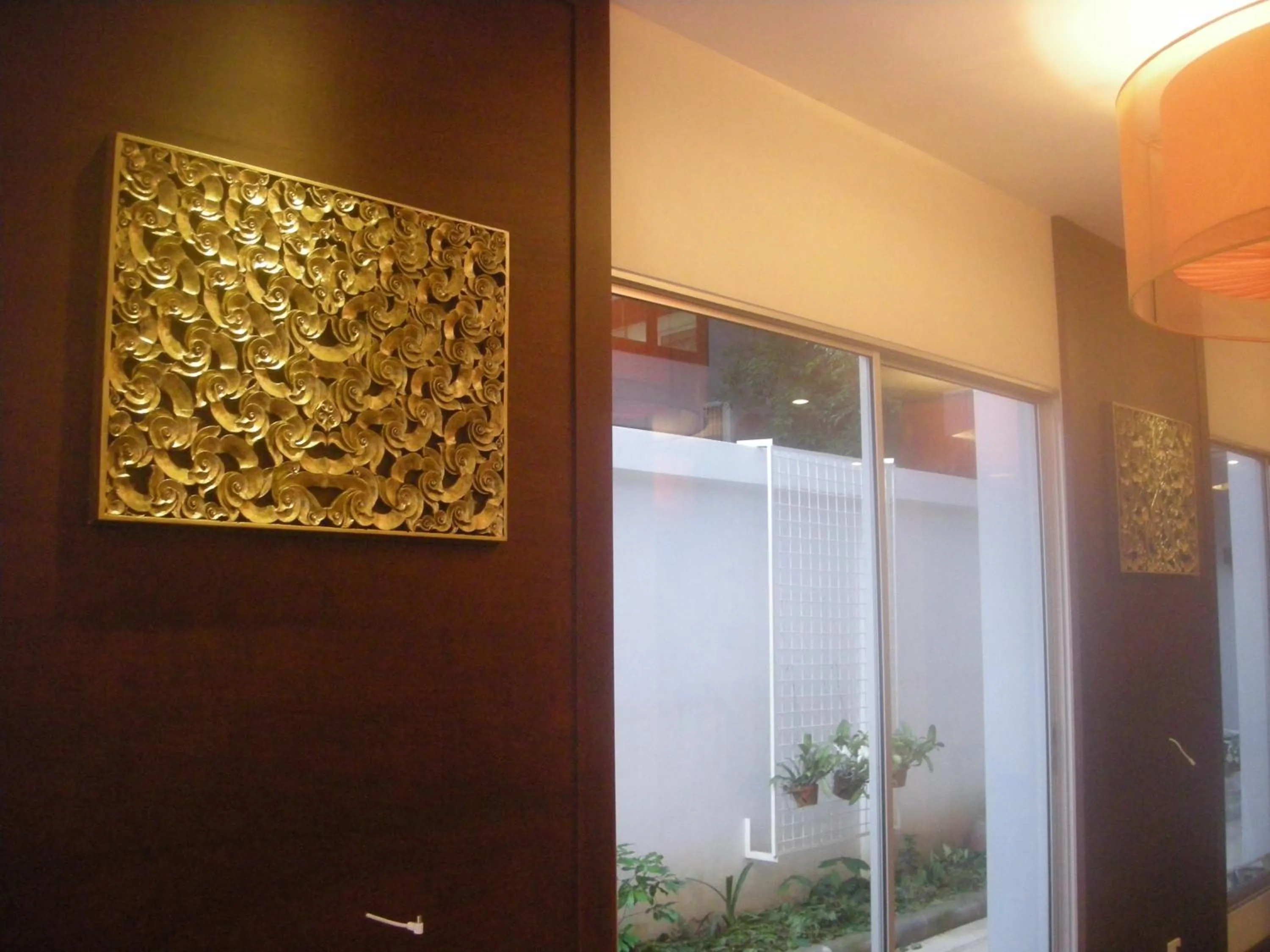 Decorative detail in Mawin Hotel