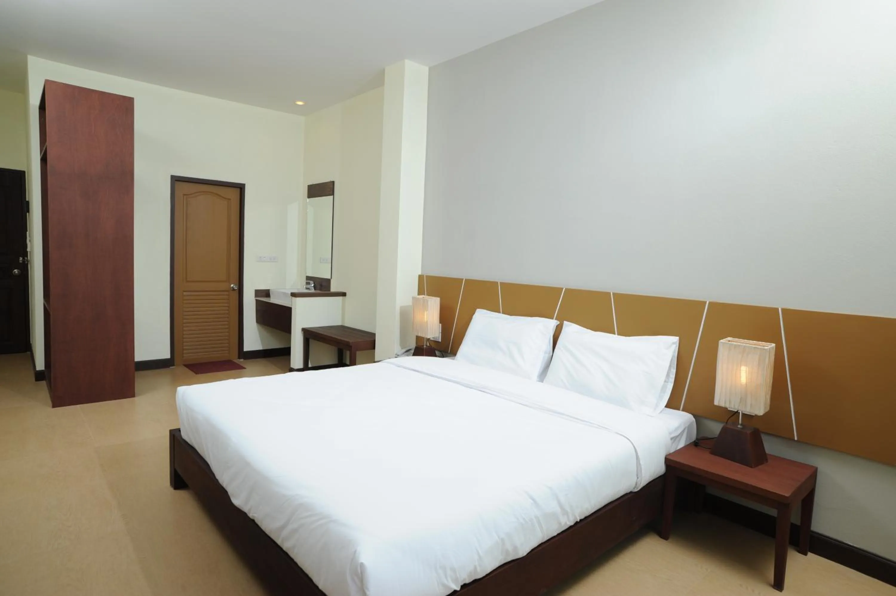 Photo of the whole room in Mawin Hotel