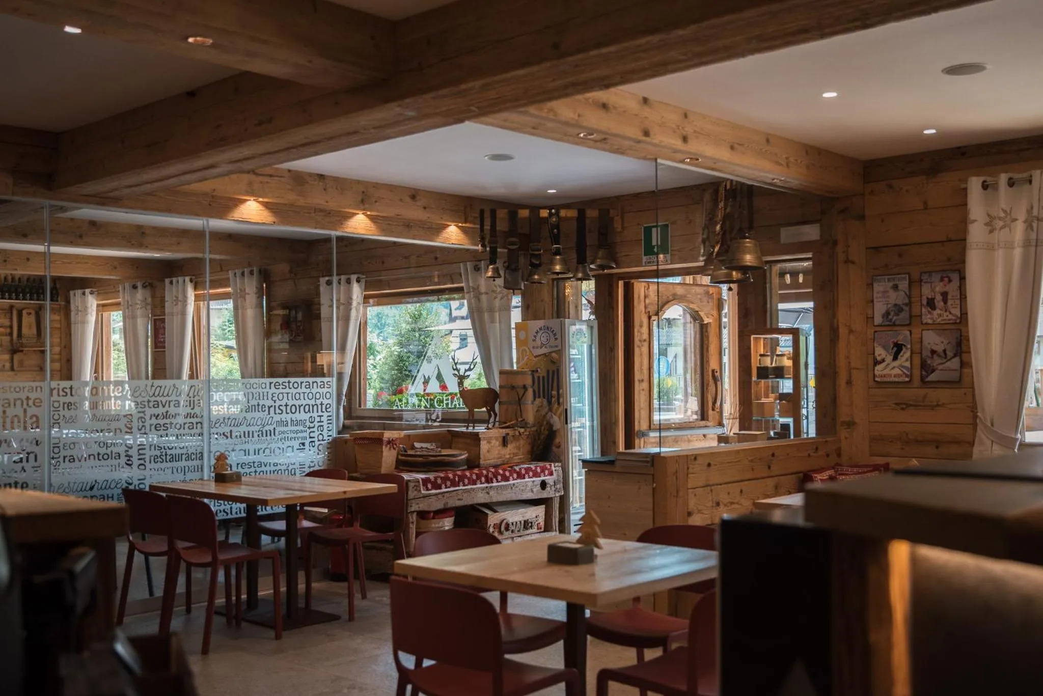 Restaurant/places to eat in Alpen Chalet - Charme Mountain Hotel -