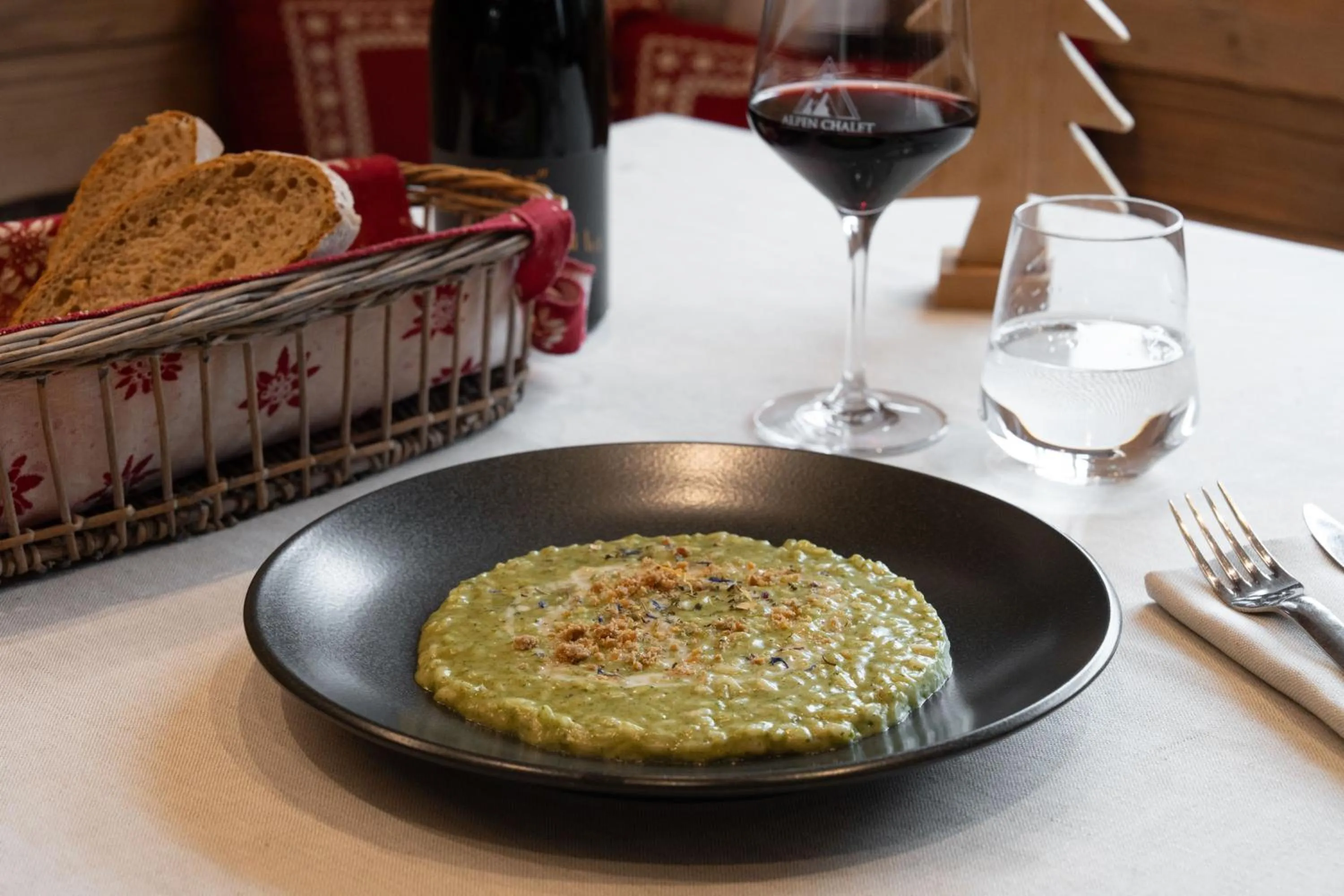 Restaurant/places to eat in Alpen Chalet - Charme Mountain Hotel -