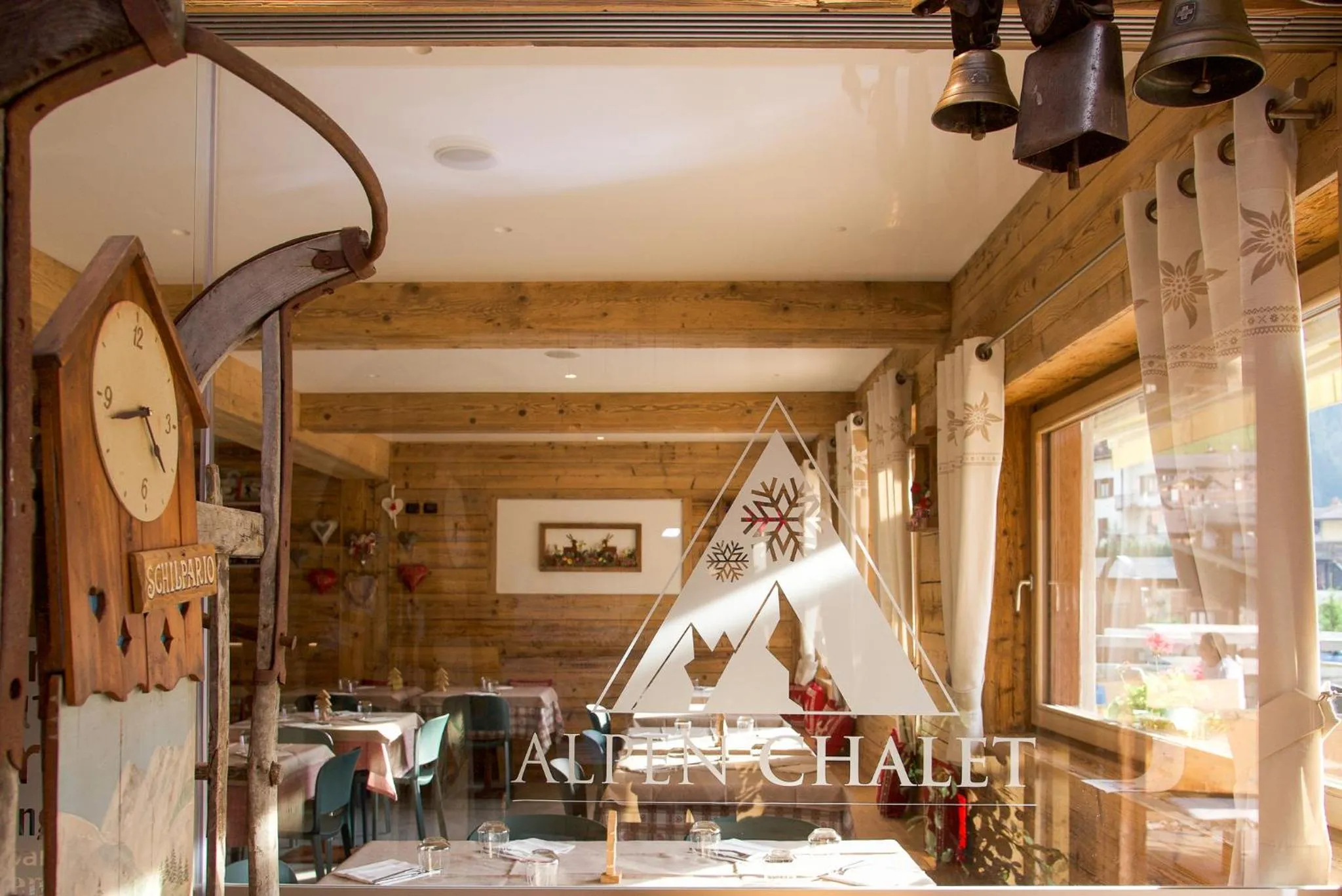 Restaurant/places to eat in Alpen Chalet - Charme Mountain Hotel -