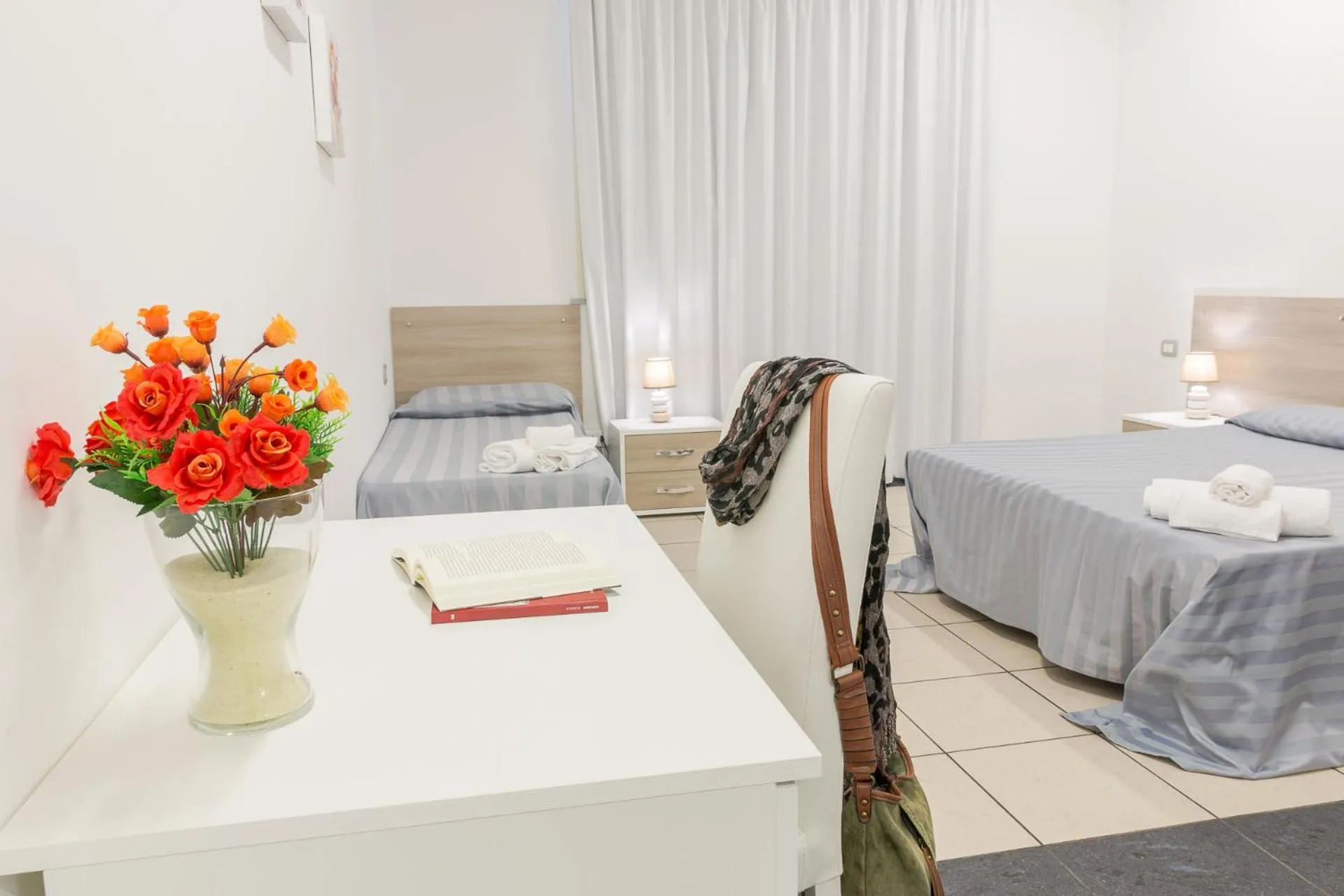 Photo of the whole room, Bed in Casa per Ferie Don Orione Palermo