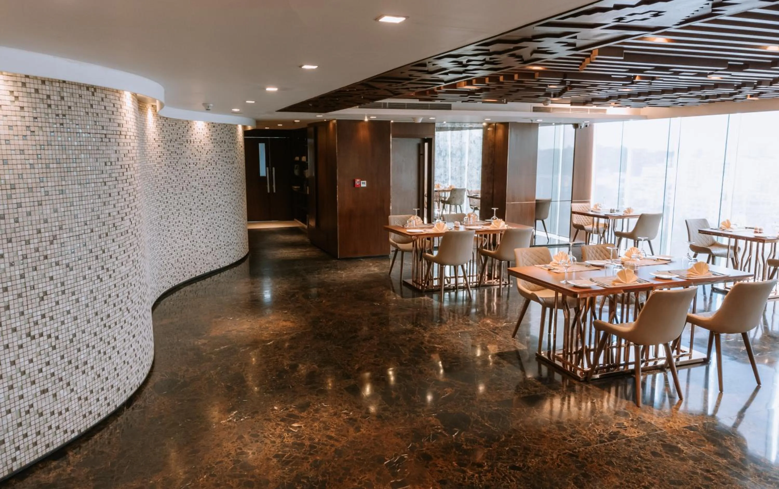 Restaurant/places to eat in The Peninsula Chittagong Limited