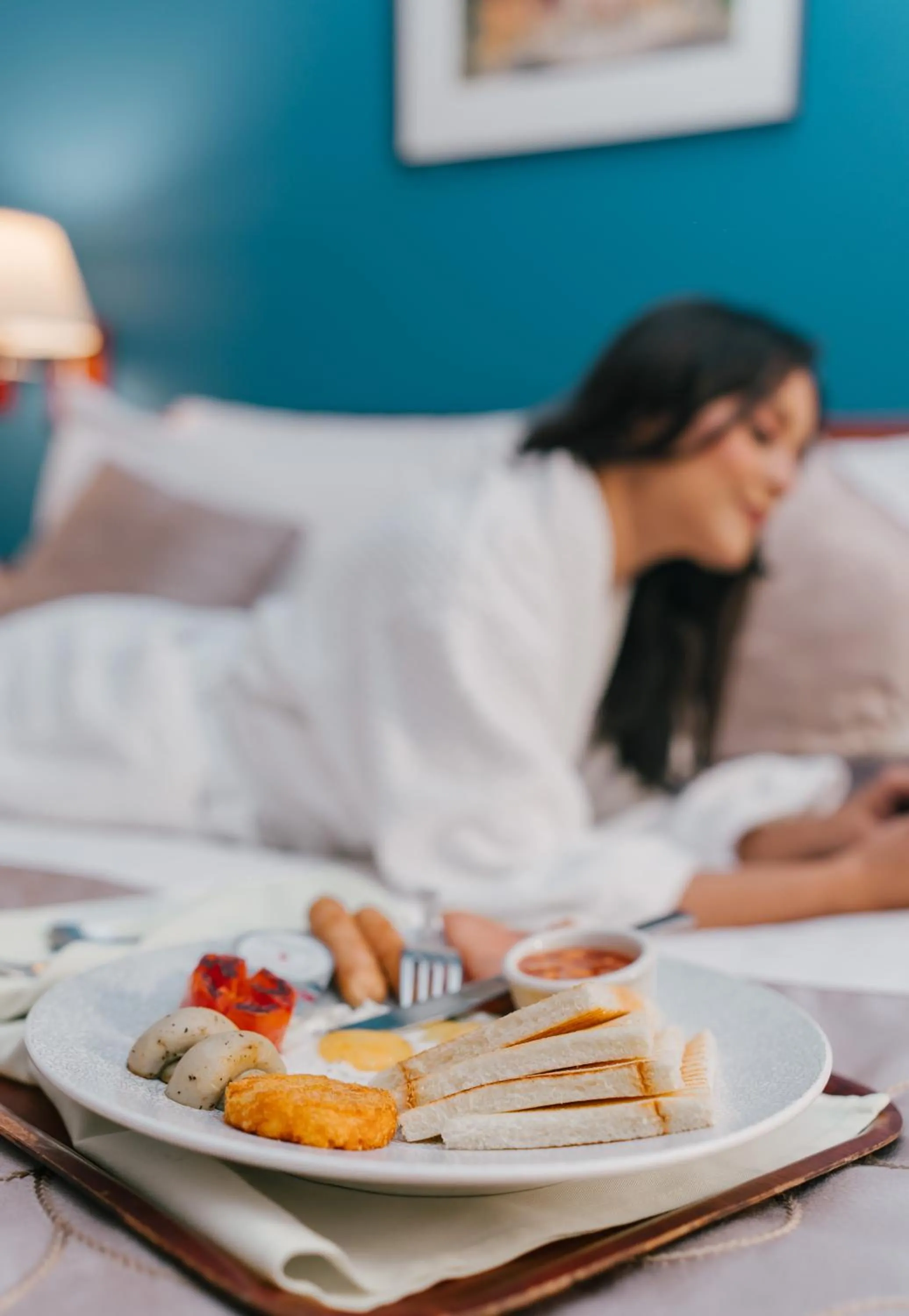 Breakfast, Bed in The Peninsula Chittagong Limited