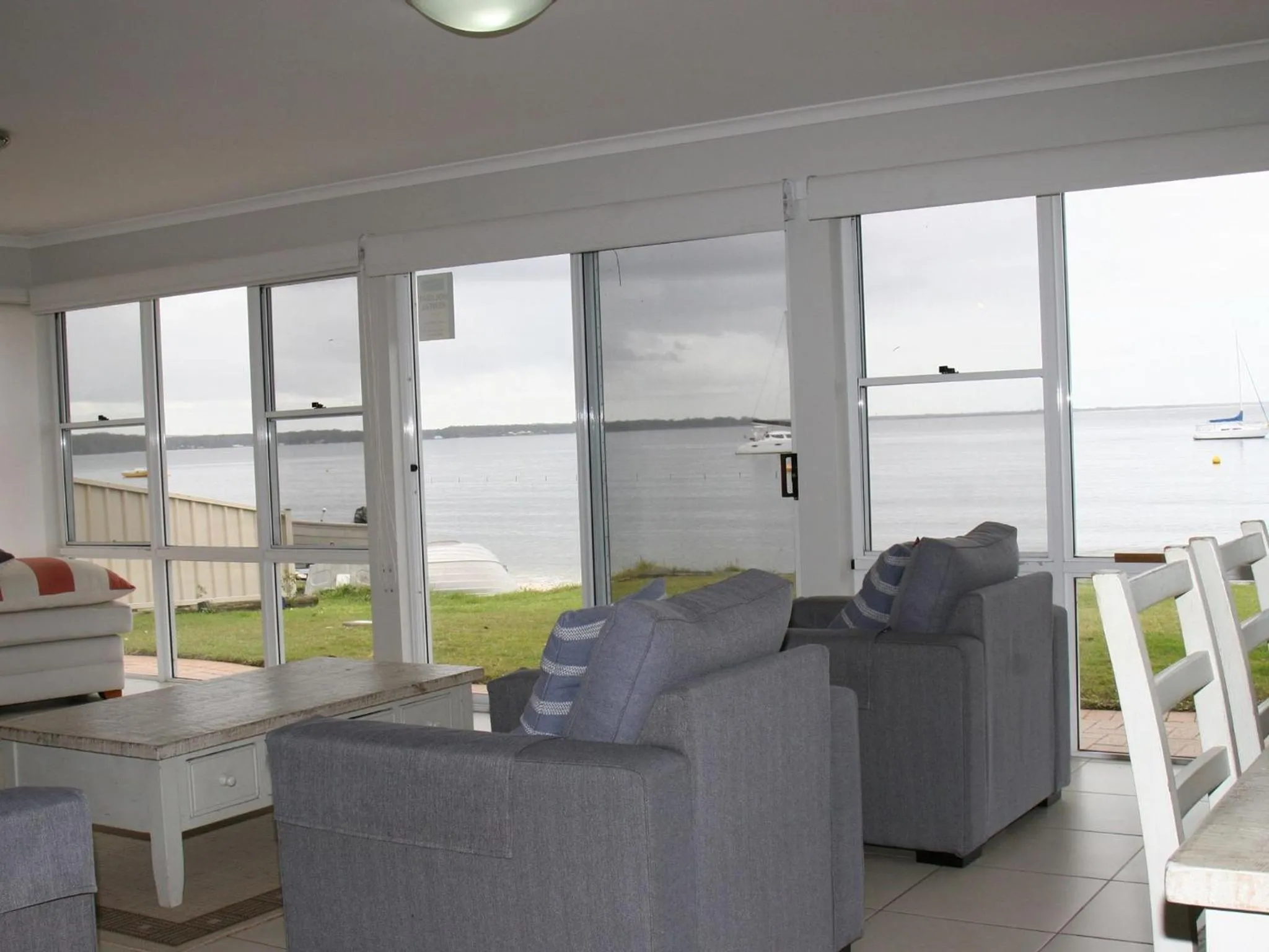 The Clippers 1 fabulous waterfront unit