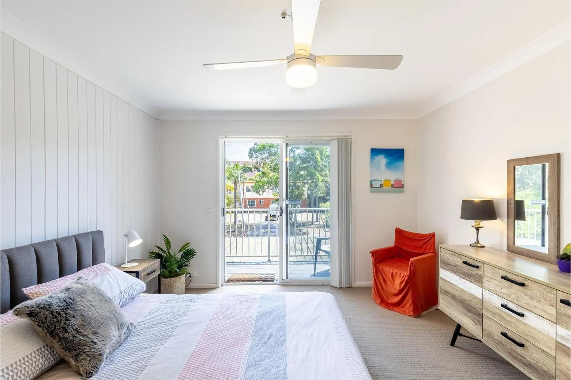 2 10 Catalina Close Walk to Shoal Bay Beach