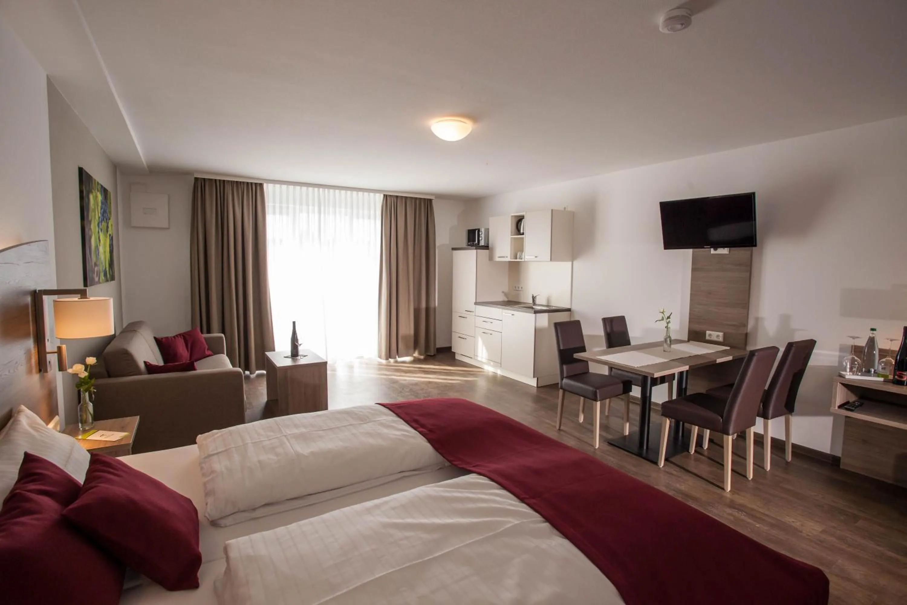 Photo of the whole room, Bed in Wein & Bett Weihbrecht