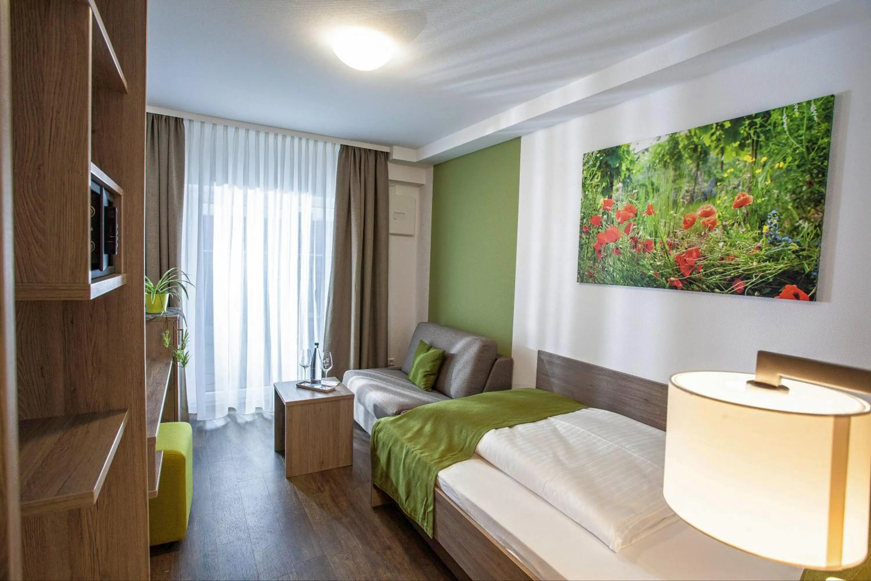 Photo of the whole room, Bed in Wein & Bett Weihbrecht