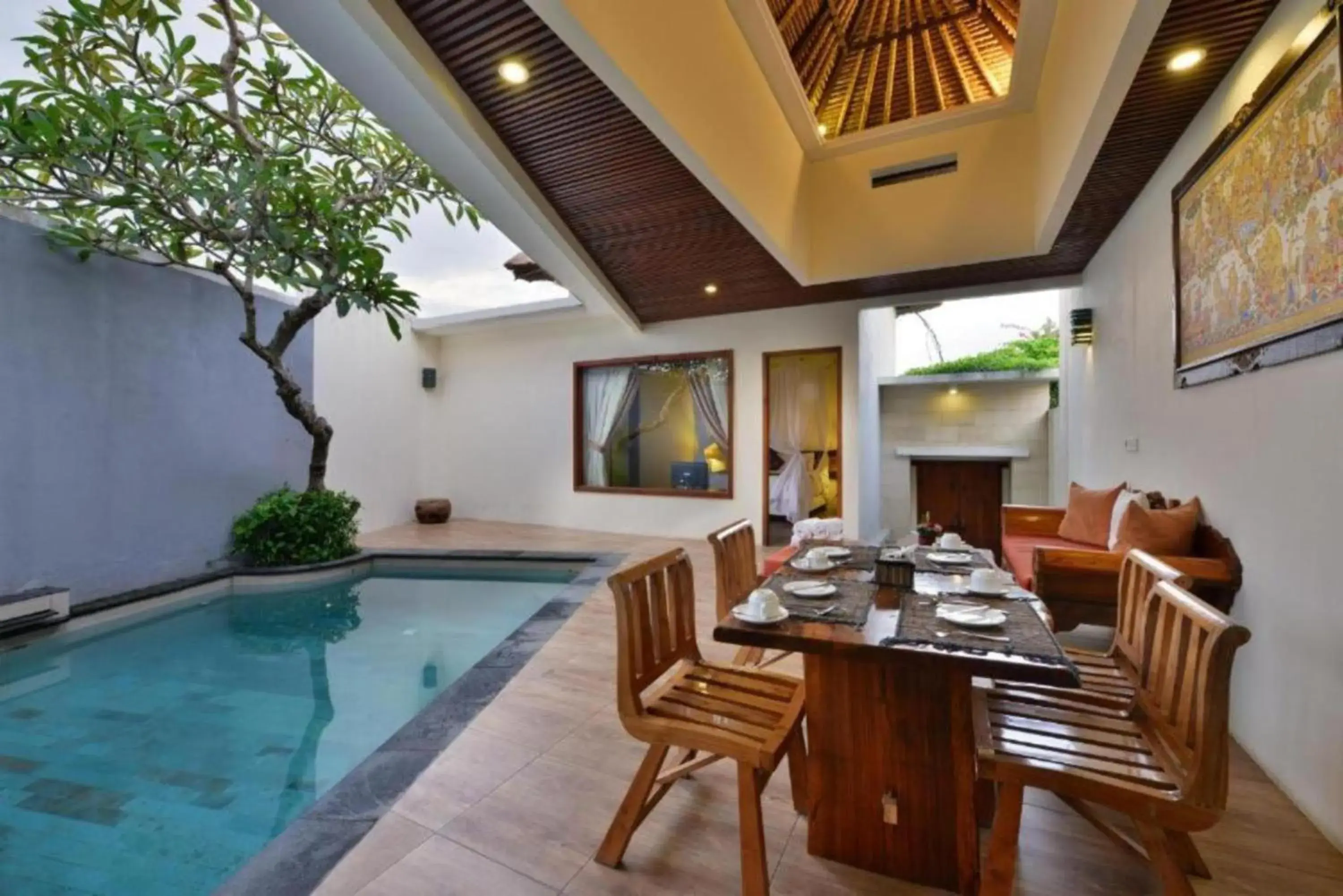 Pool view in Avery Le Nixsun Villas Uluwatu by Waringin Hospitality Free Gym Access Pool view in Avery Le Nixsun Villas Uluwatu by Waringin Hospitality Free Gym Access