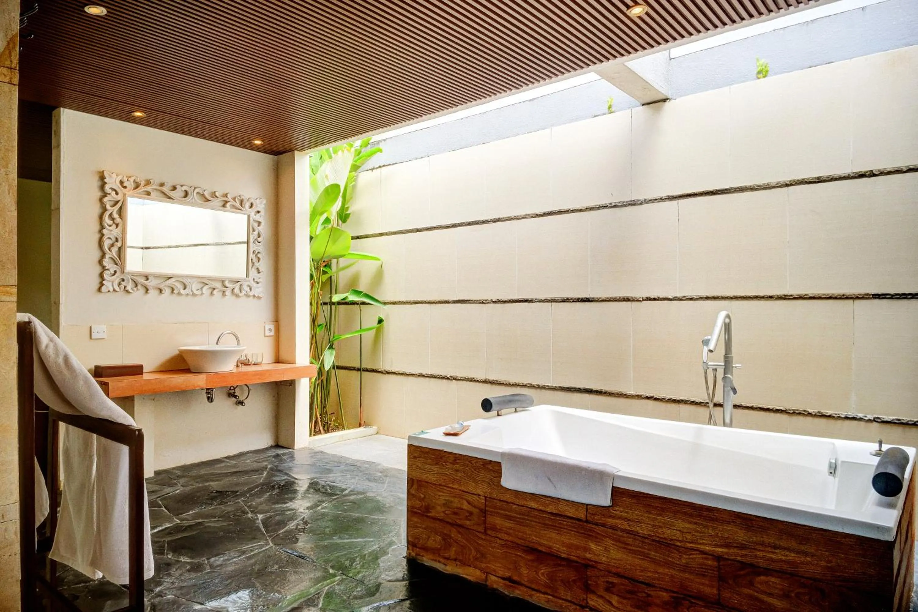 Bathroom in Avery Le Nixsun Villas Ungasan with Free access to Gym center by Waringin Hospitality
