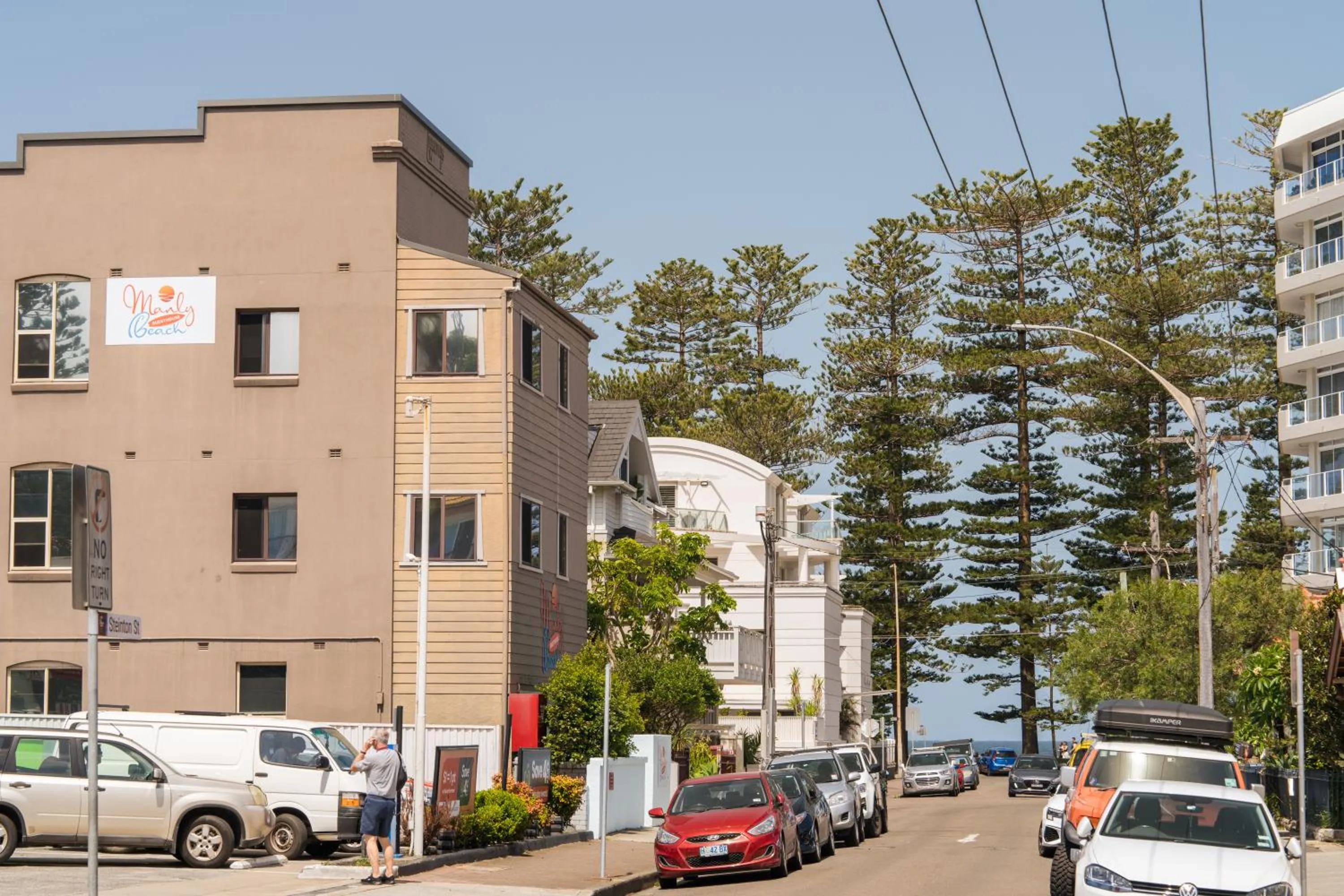 Property building in Manly Beach Guesthouse