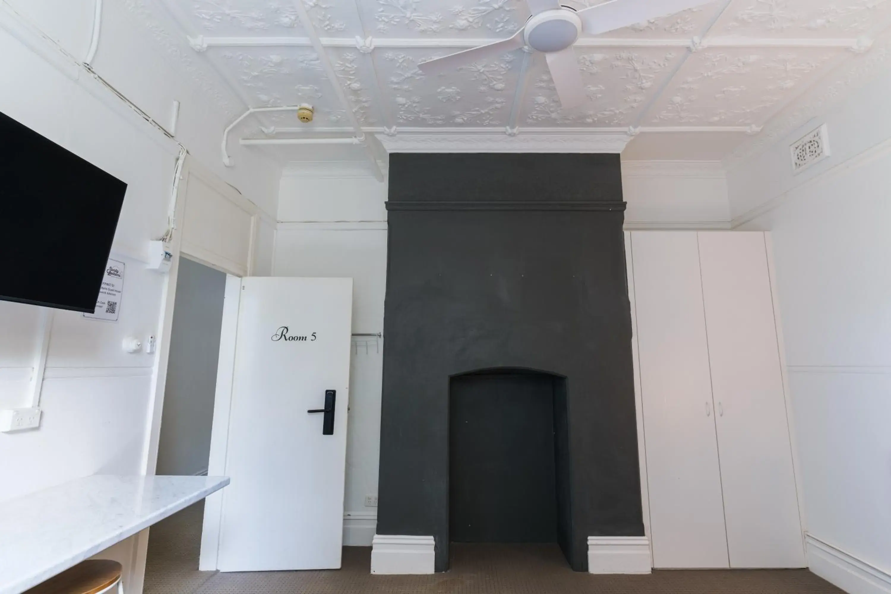 Manly Beach Guesthouse Manly Beach Guesthouse