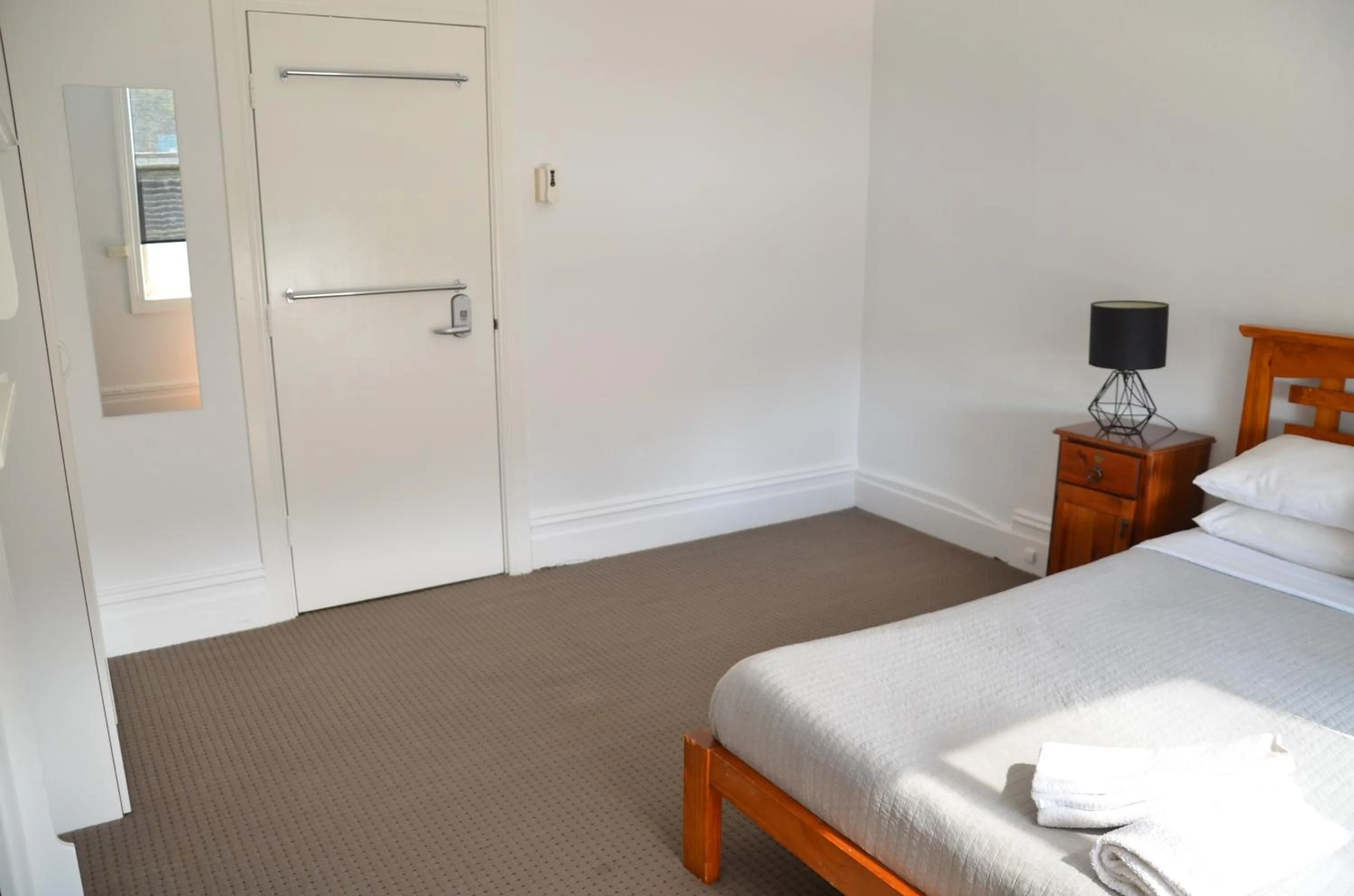 Bed in Manly Beach Guesthouse