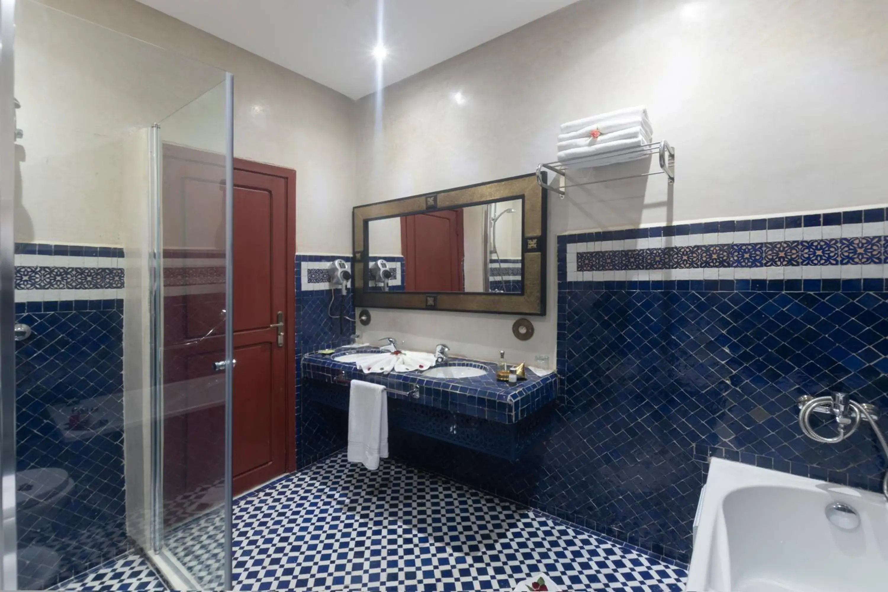 Shower, Bathroom in Palais Dar Si Aissa ALL-SUITES