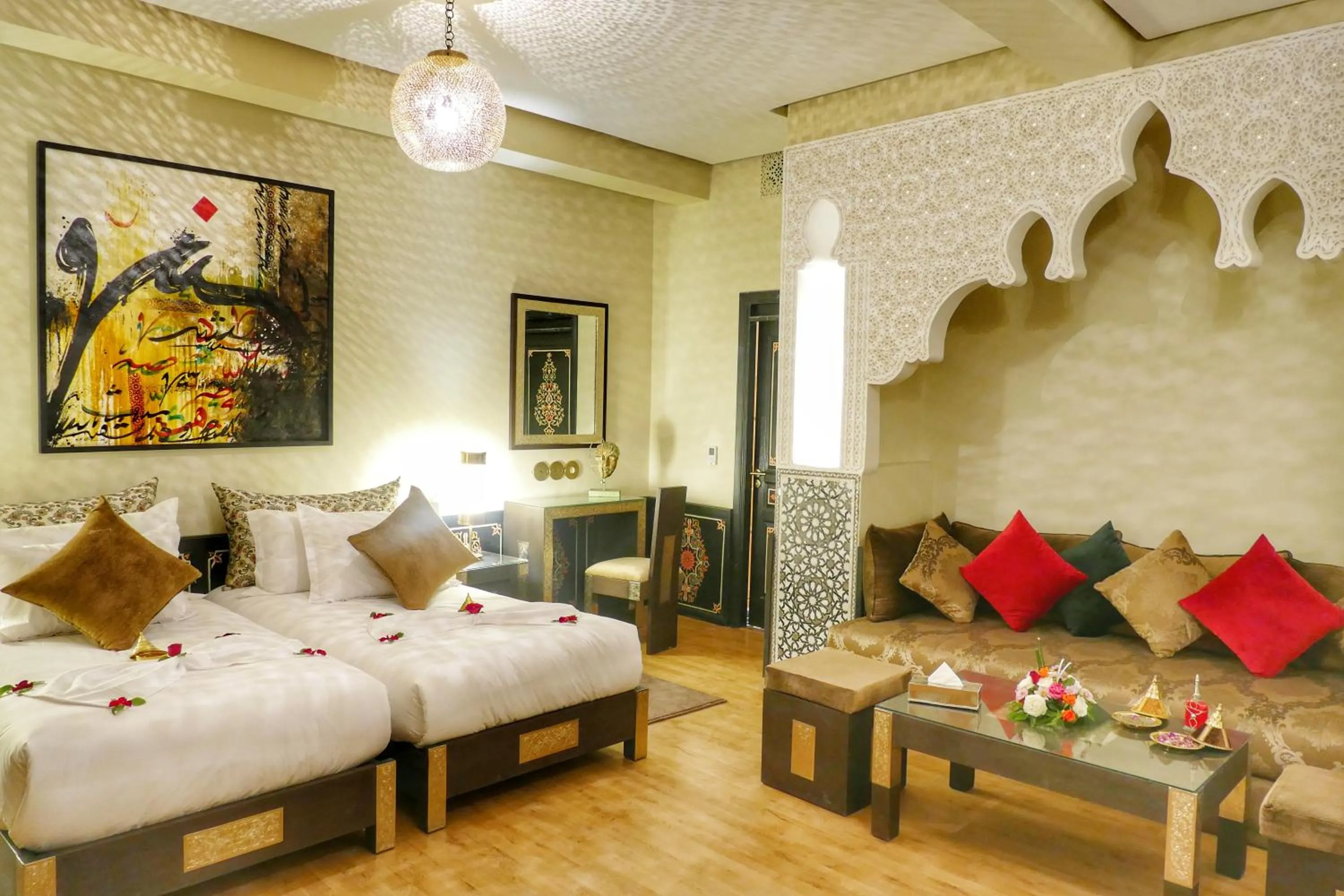 Bedroom, Bed in Palais Dar Si Aissa ALL-SUITES