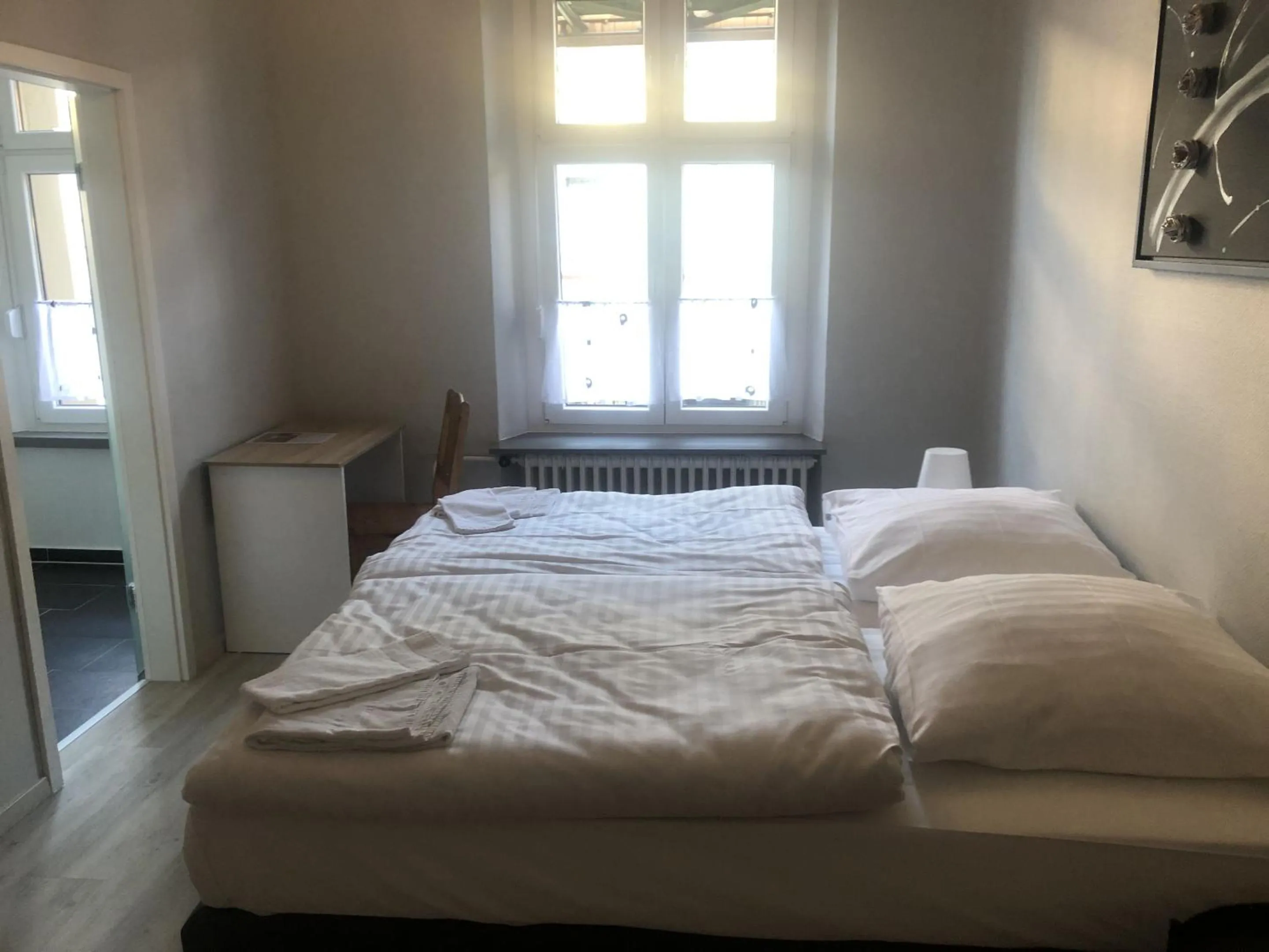 Bedroom, Bed in Hotel Schwaferts