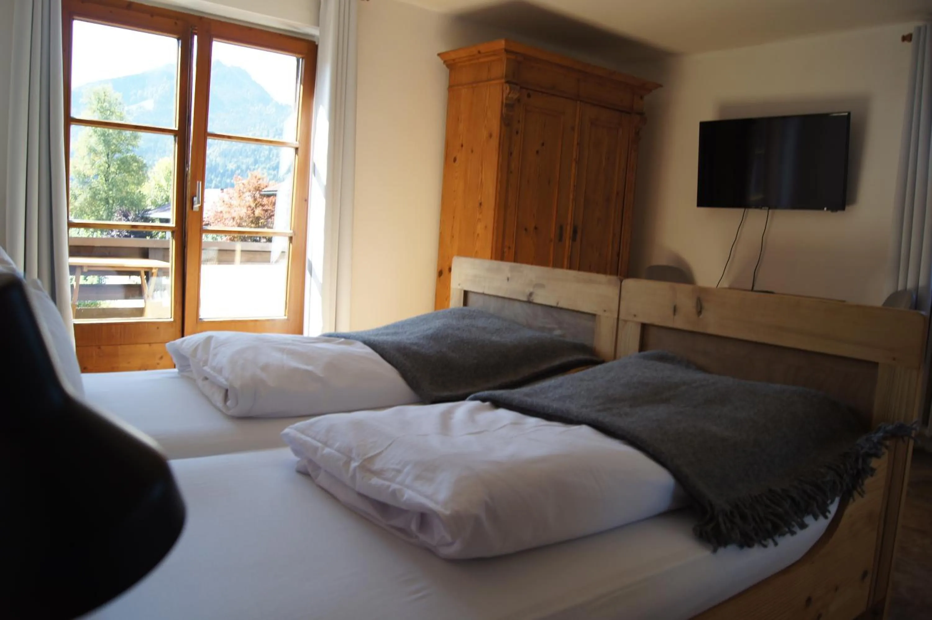 Photo of the whole room, Bed in Drachenfels