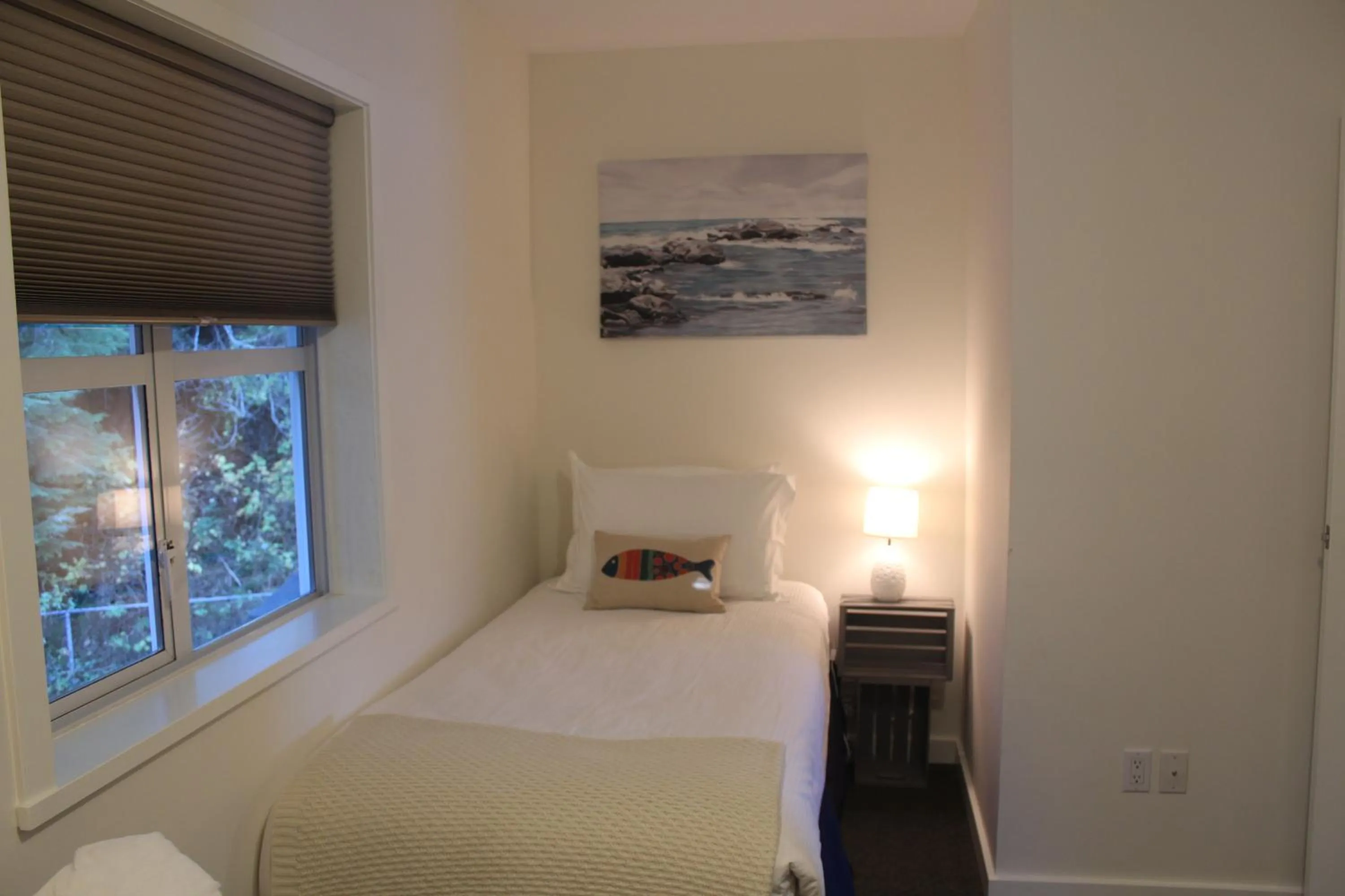 Bedroom, Bed in Siennas Harbour House