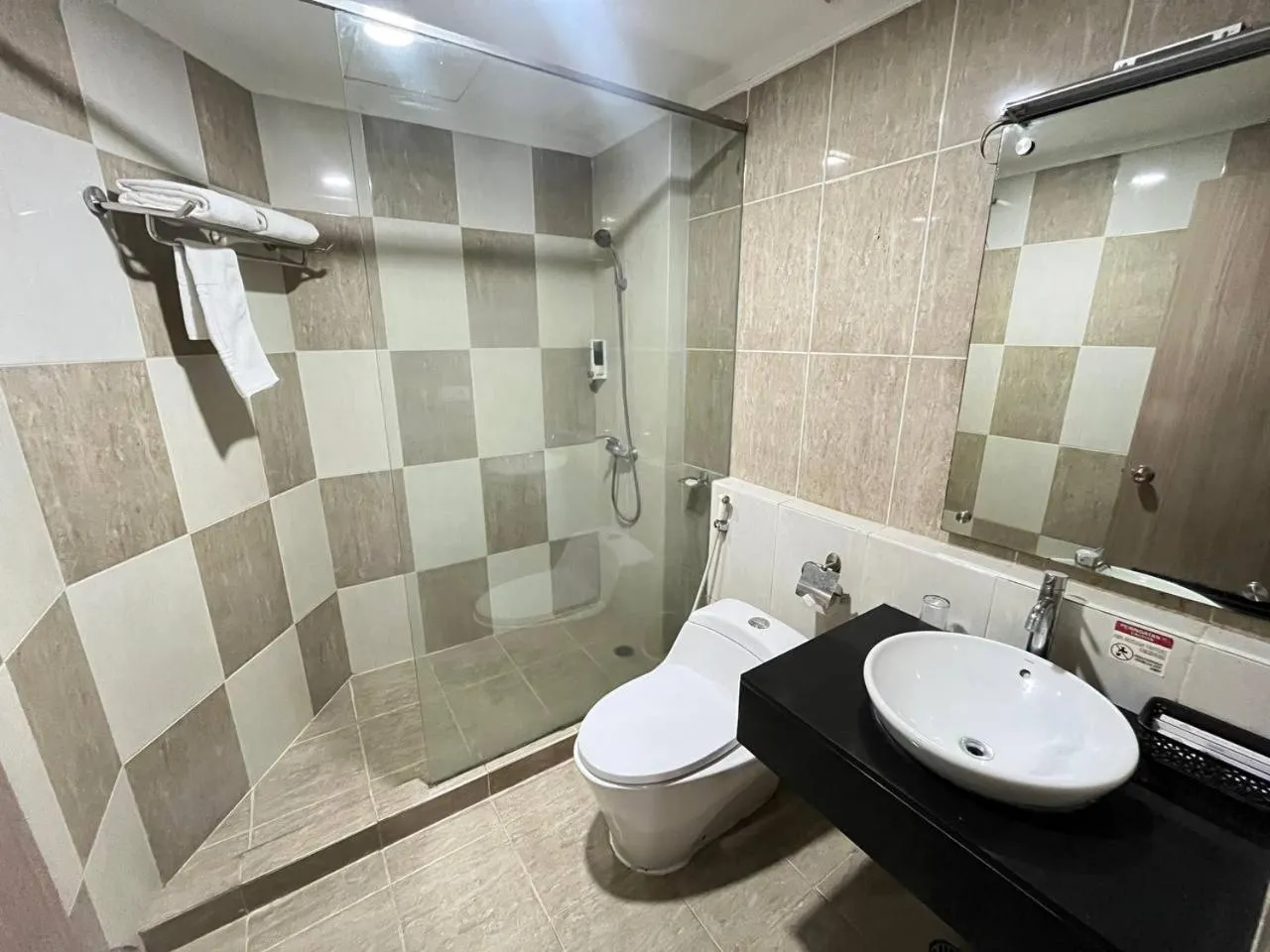 Shower in Manise Hotel