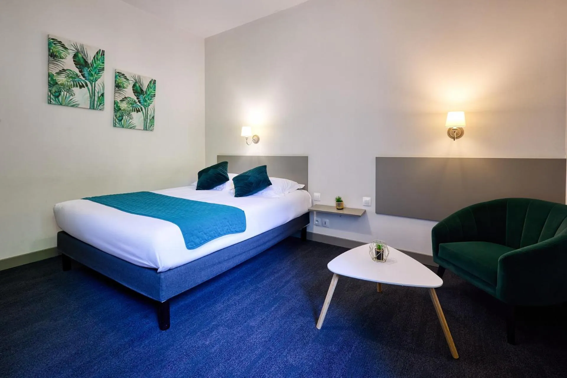 Bedroom, Bed in Hotel De La Pommeraie