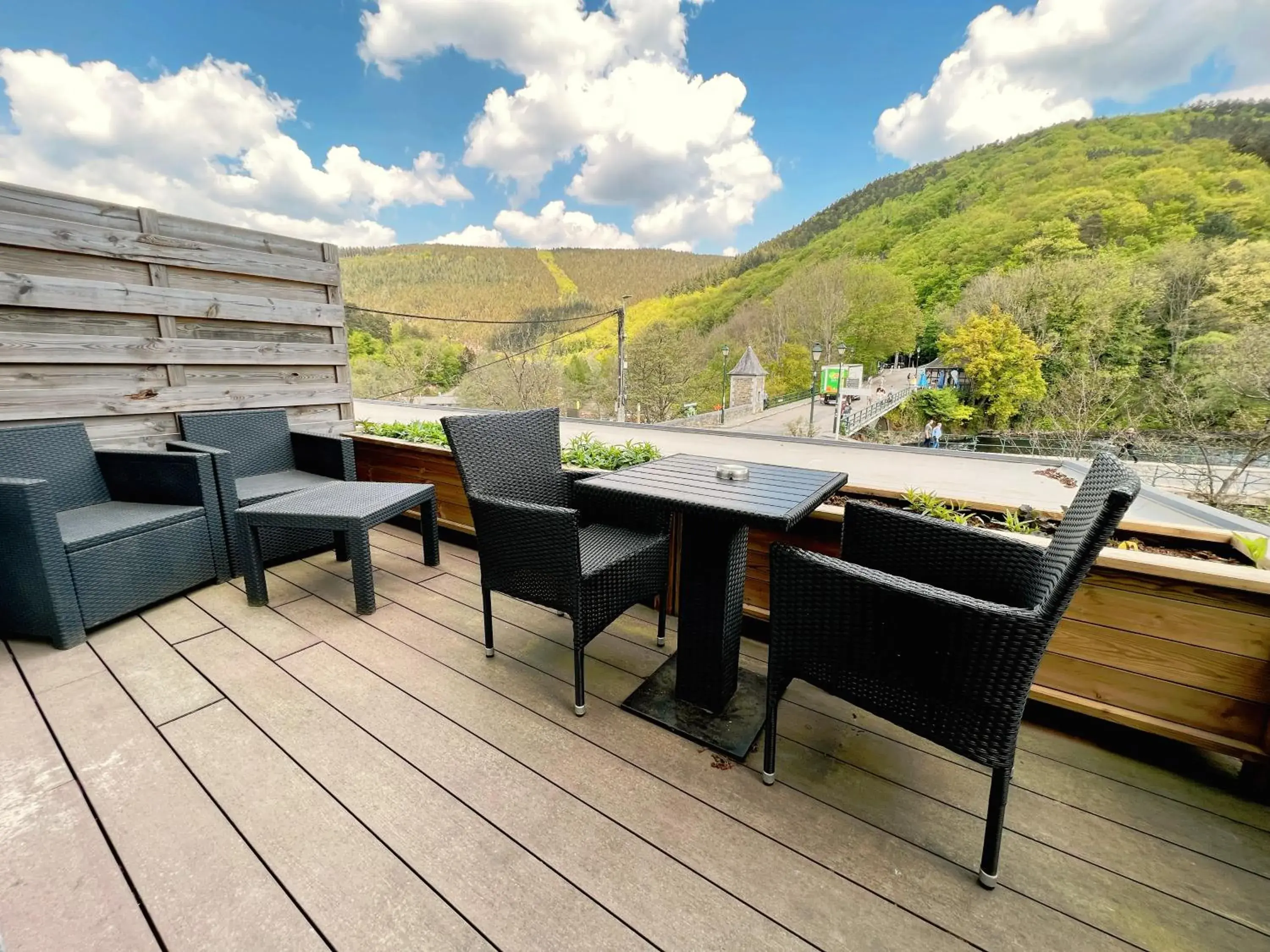 Twin Room with Balcony in Au sommet de la cascade Twin Room with Balcony in Au sommet de la cascade