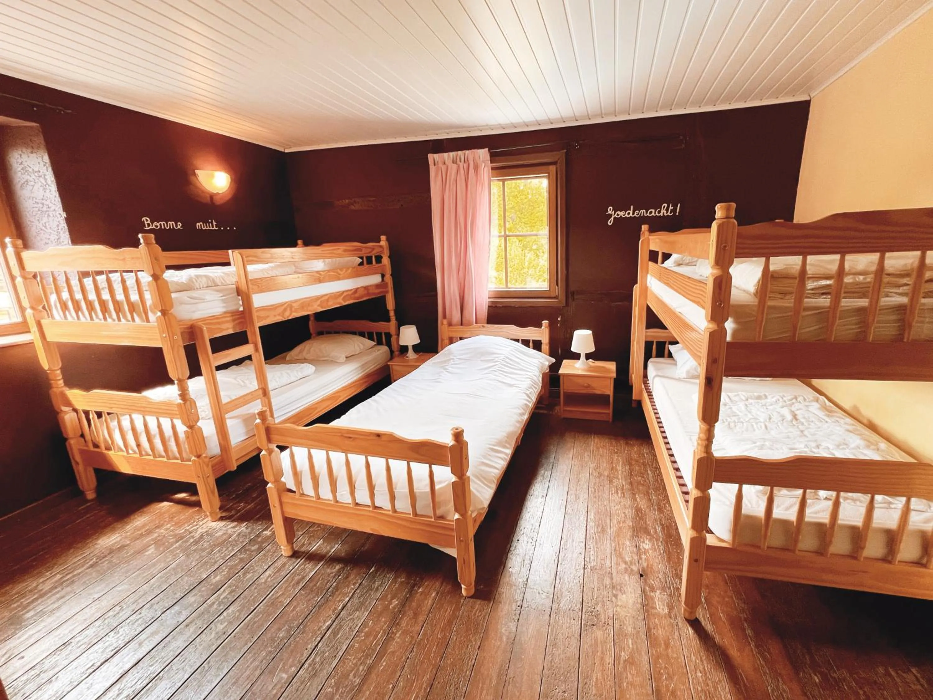 Au sommet de la cascade