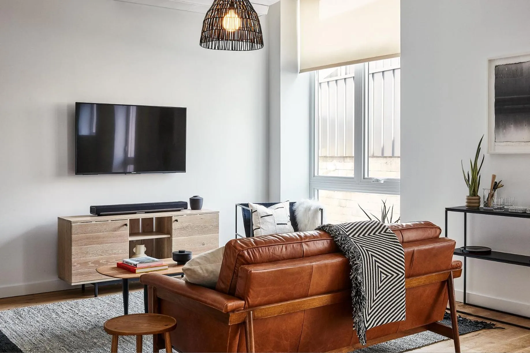 TV and multimedia in Lokal Hotel Fishtown