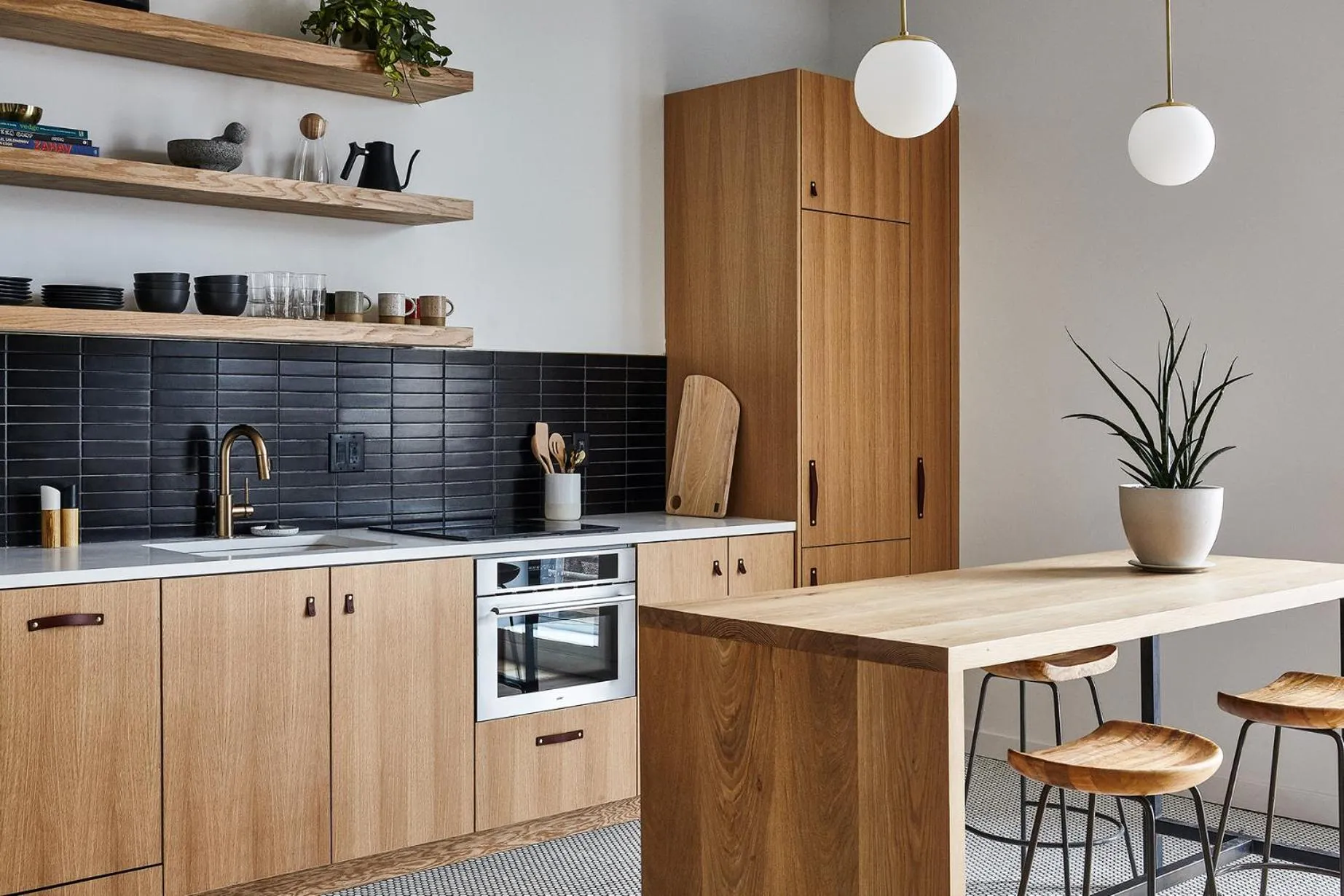 Kitchen or kitchenette in Lokal Hotel Fishtown