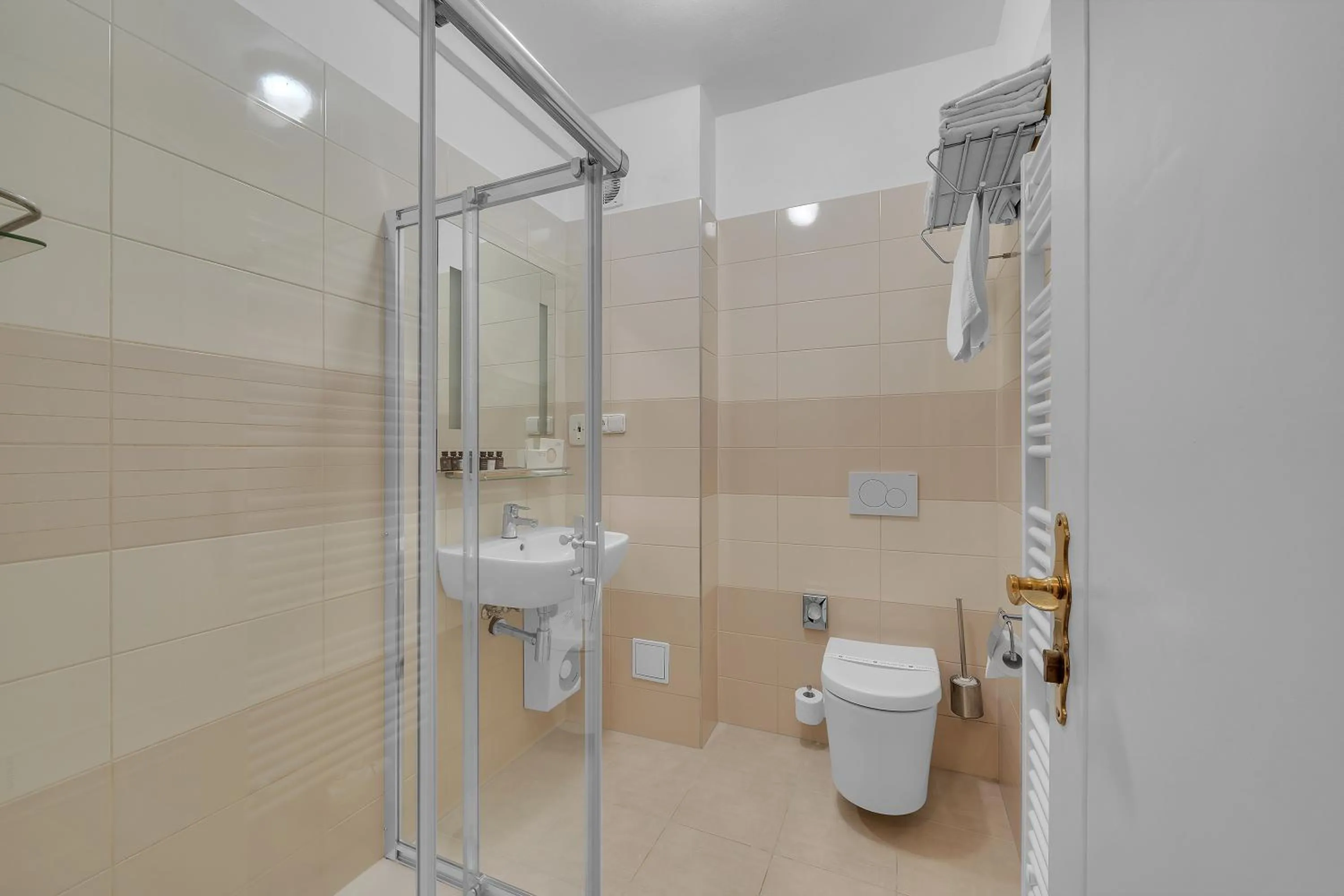 Bathroom in Hotel Nelly Kellys