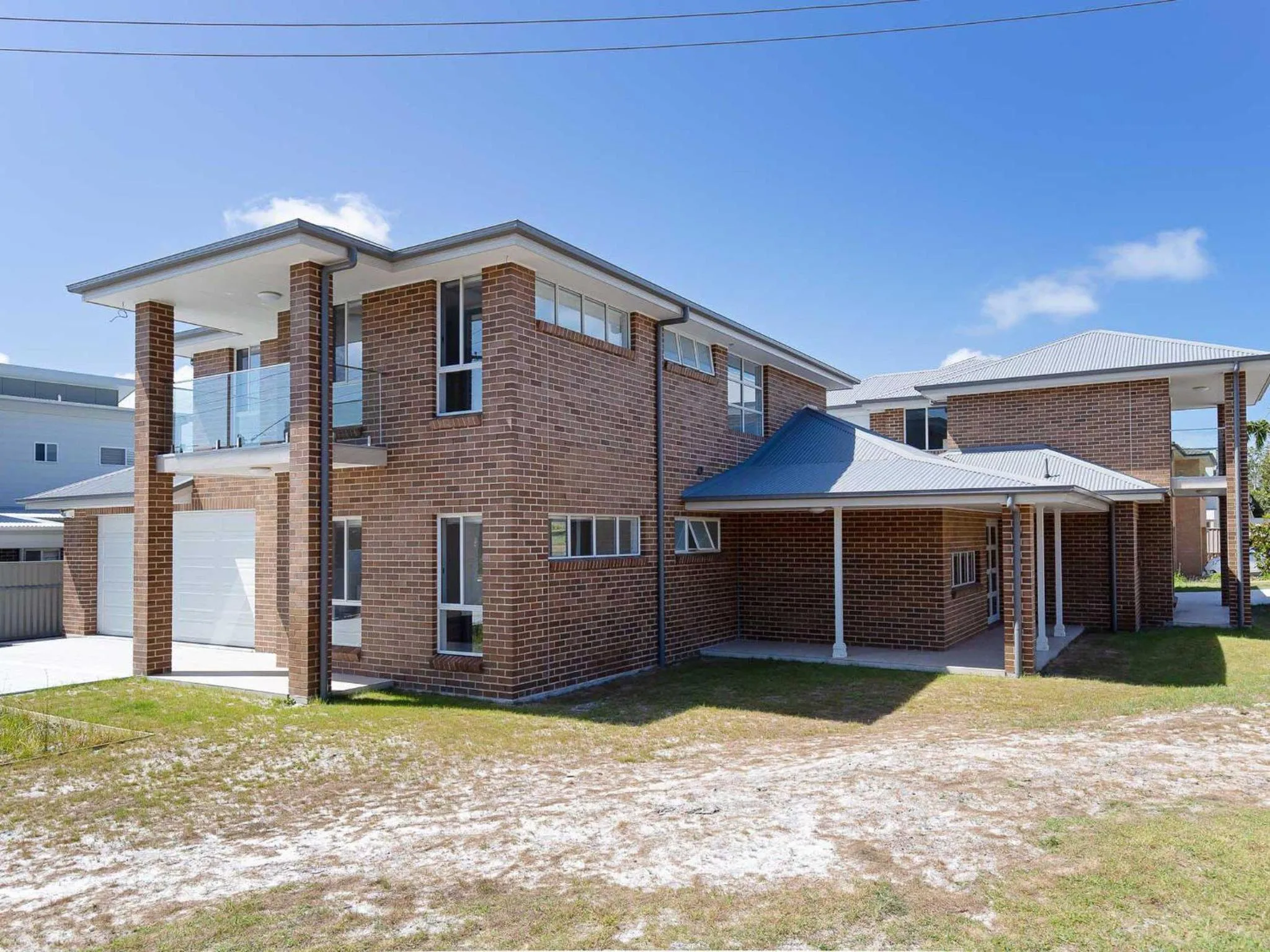 5 Bent Street huge house with Foxtel and Aircon