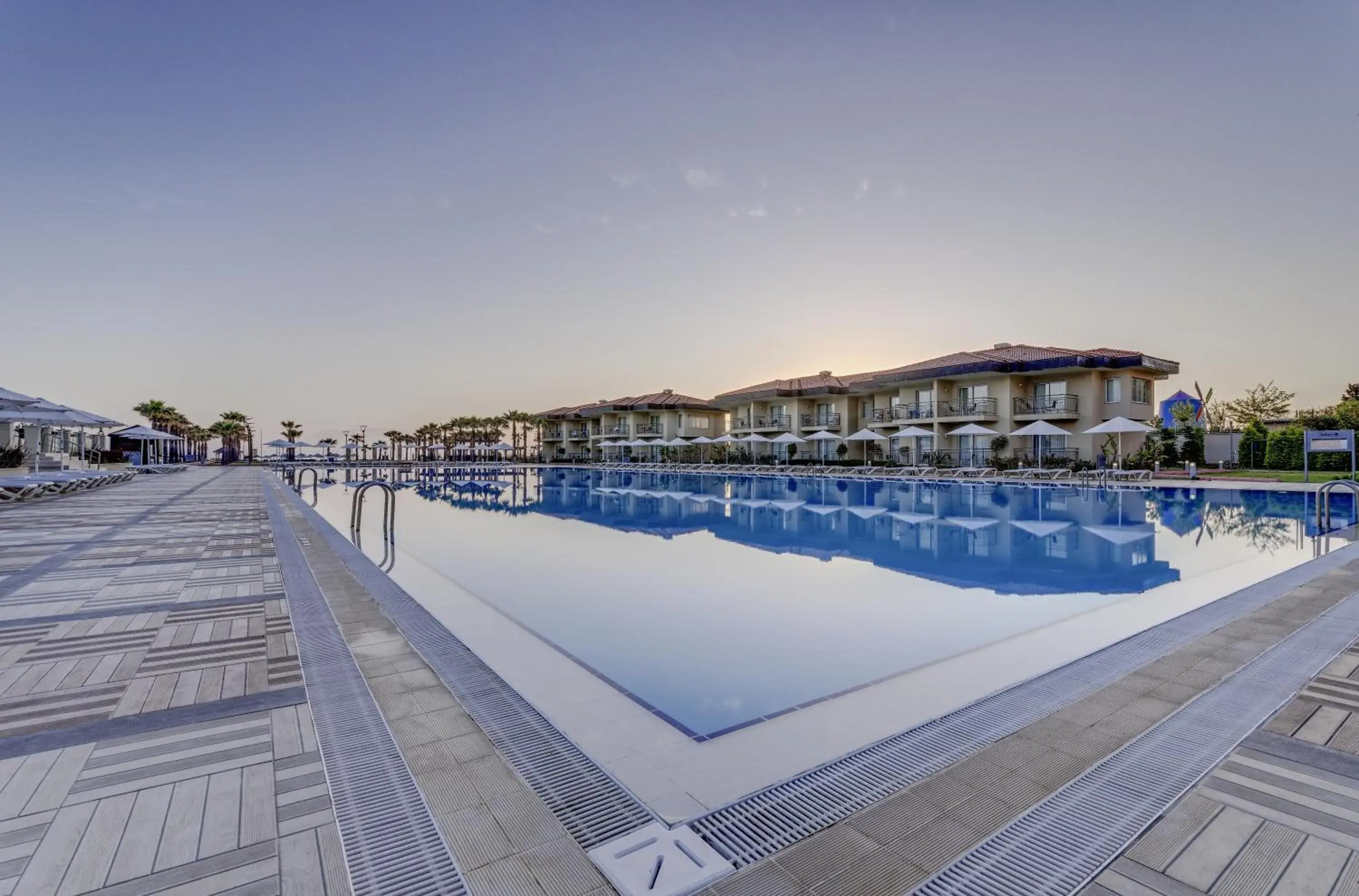 Swimming pool in Radisson Blu Resort & Spa Cesme Swimming pool in Radisson Blu Resort & Spa Cesme